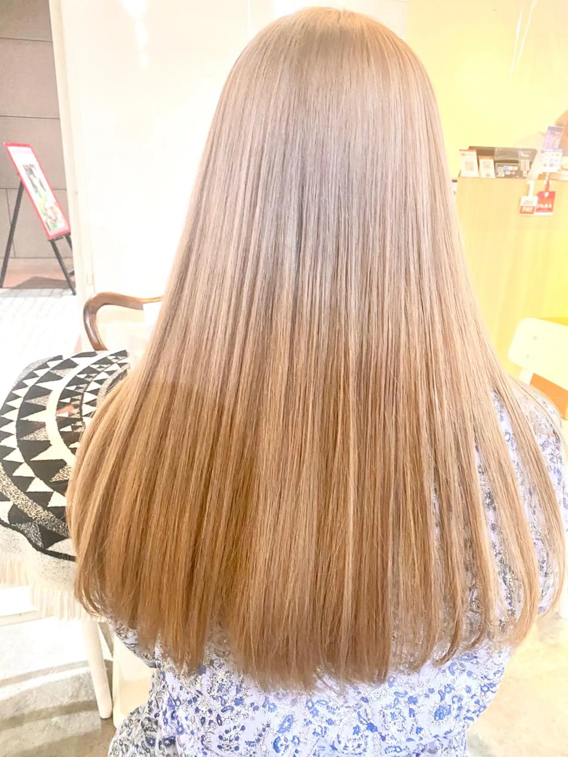 カラー 仲丸 茜のヘアスタイル