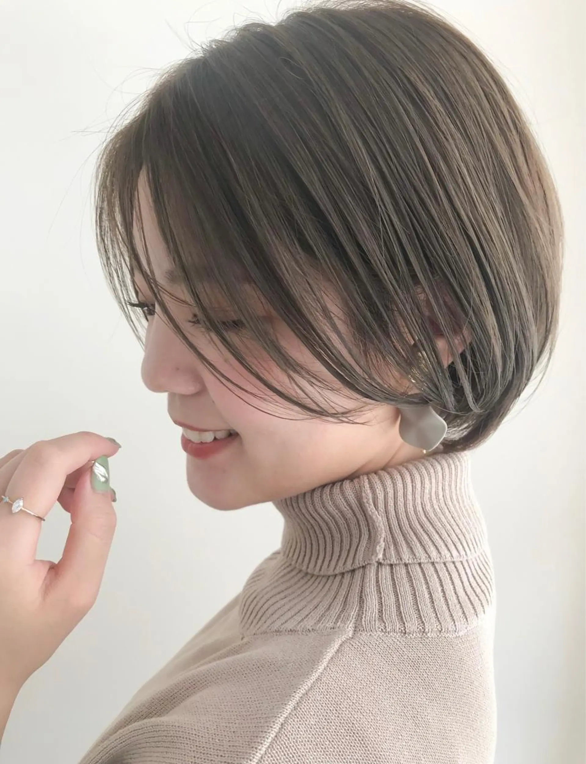 ショート カット ヘアカラー トリートメント イメチェンカット✂️ 錦糸町佐藤店長のヘアスタイル