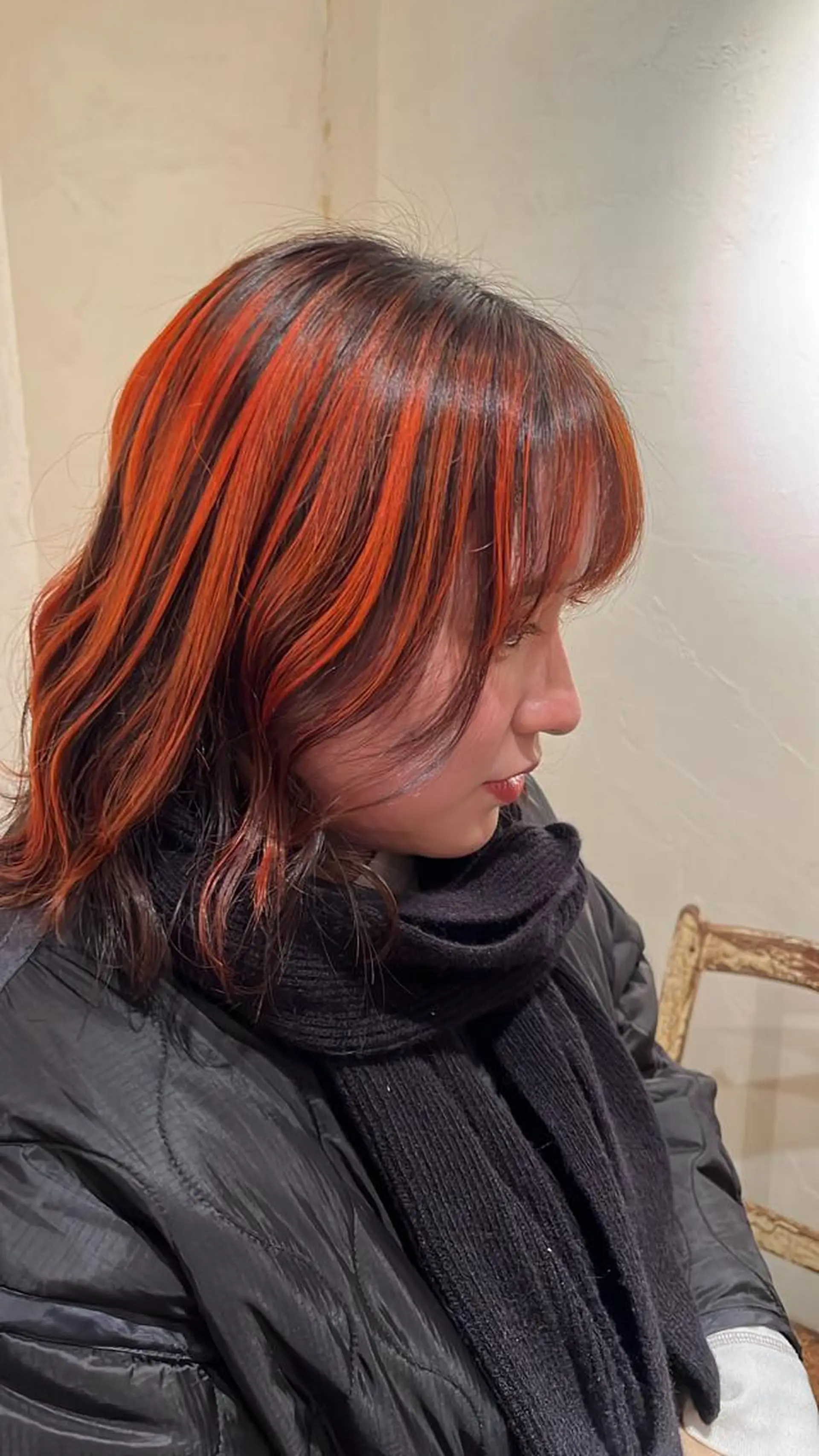 ミディアム 藤井 美歩/赤髪のヘアスタイル