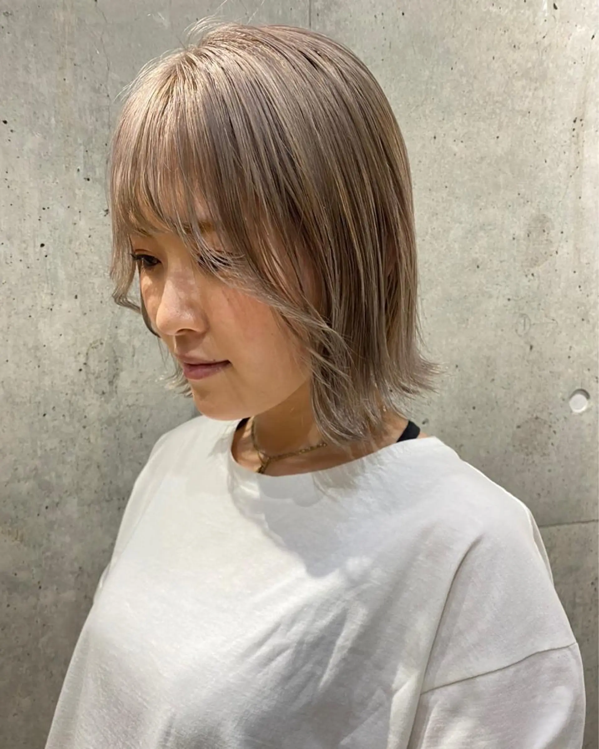 ショート カラー ヘアアレンジ アッシュ アッシュグレー アッシュグレージュ バレイヤージュ ミストバング ヘアカラー Bob＆ハイトーン 専門家CHIHIROのヘアスタイル