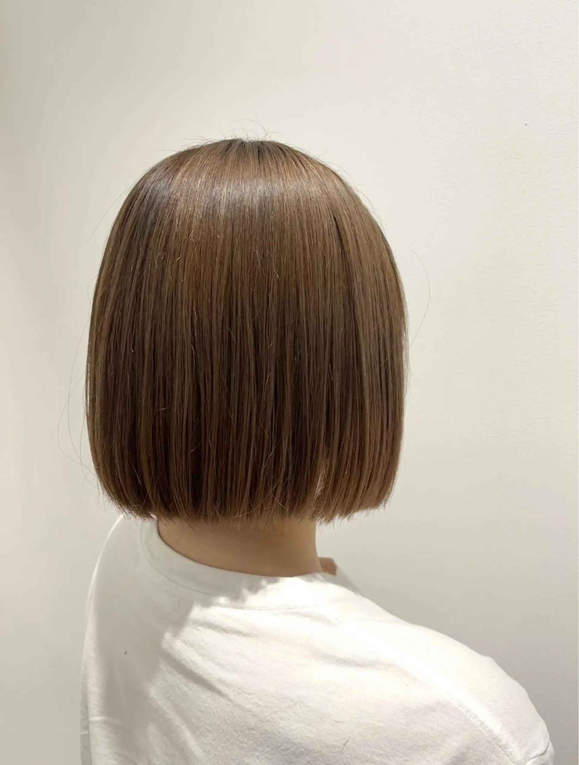 ショート カラー ベージュカラー カット ヘアカラー ボブ/美髪矯正 /佐藤　奈巳のヘアスタイル