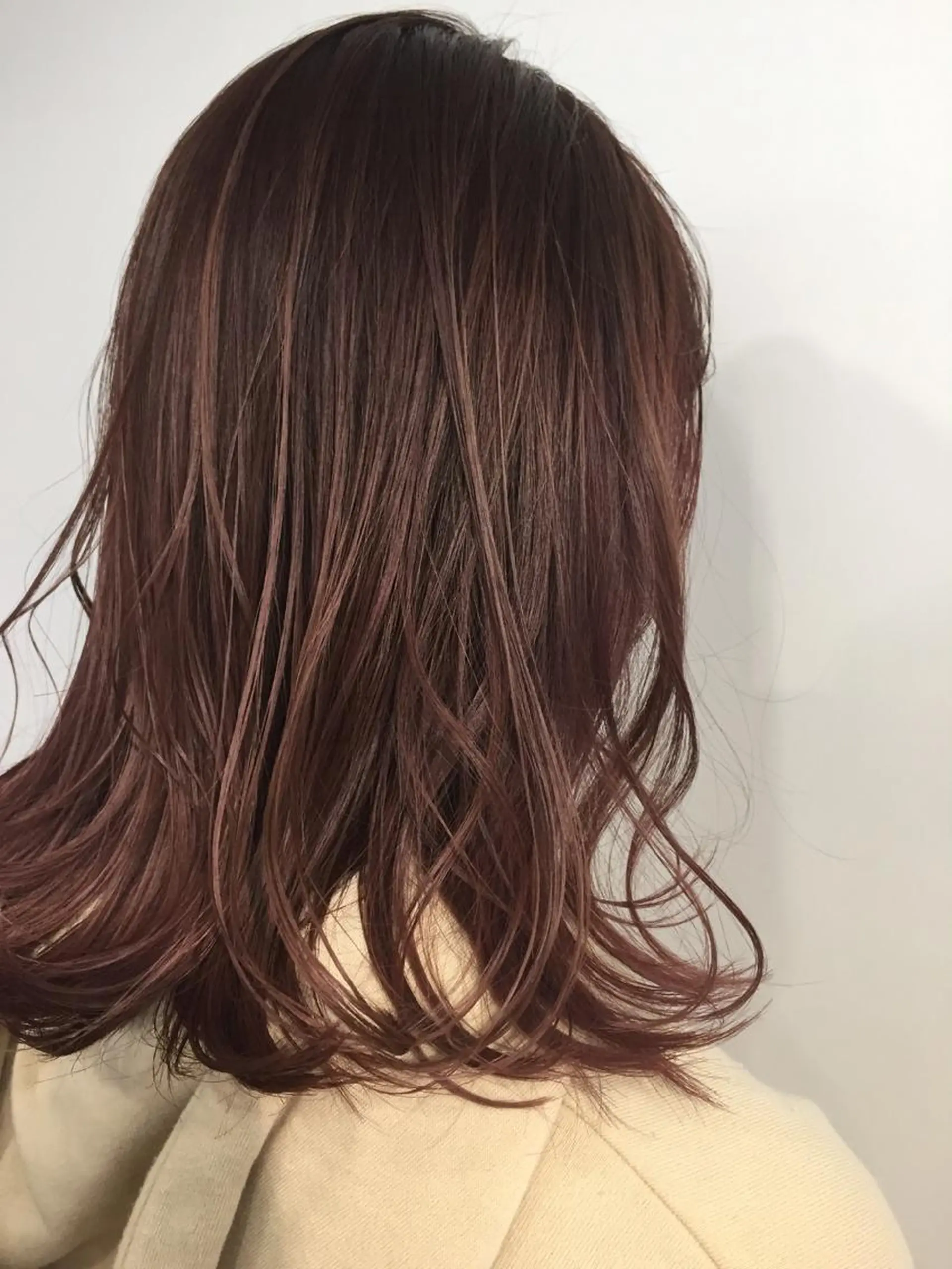 ミディアム 田添 幹宜のヘアスタイル