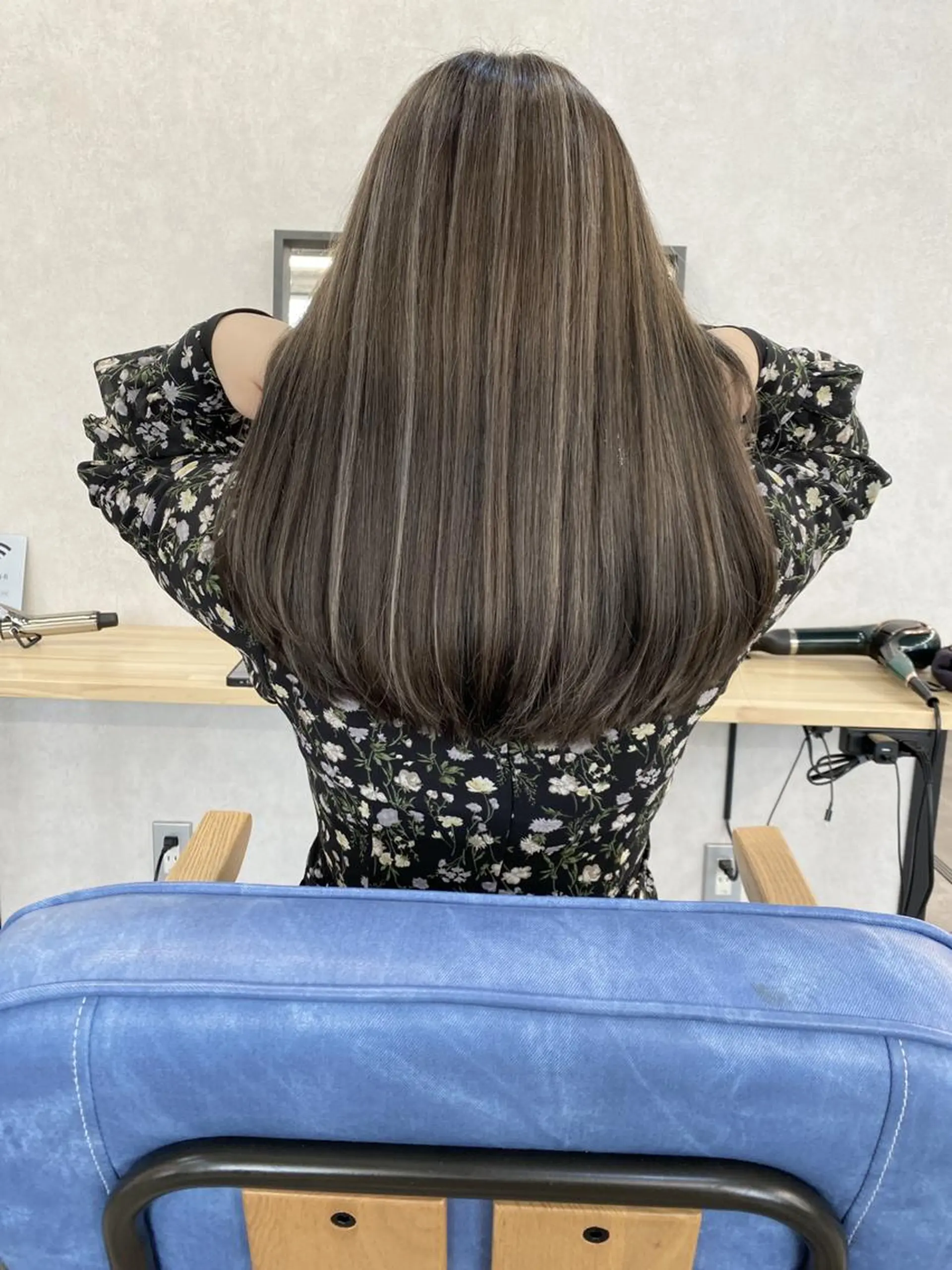 セミロング ヘアアレンジ カラー ハイライト❣️バレイ ヤージュ❣️　ykrのヘアスタイル