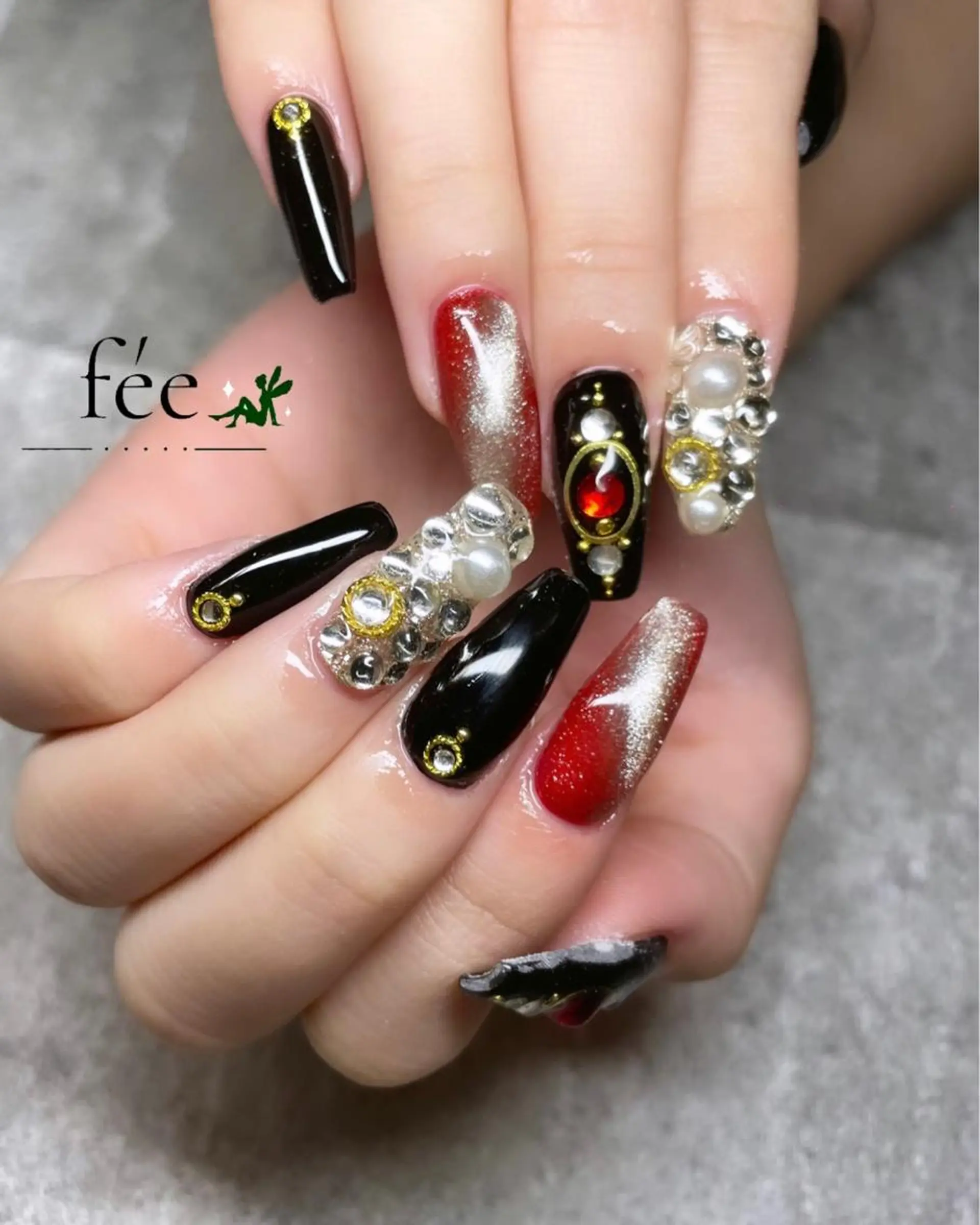 ネイル フットネイル ジェルネイル 韓国ネイル マグネットネイル ミラーネイル ハンドネイル nail salon fee（フィー）のネイルデザイン