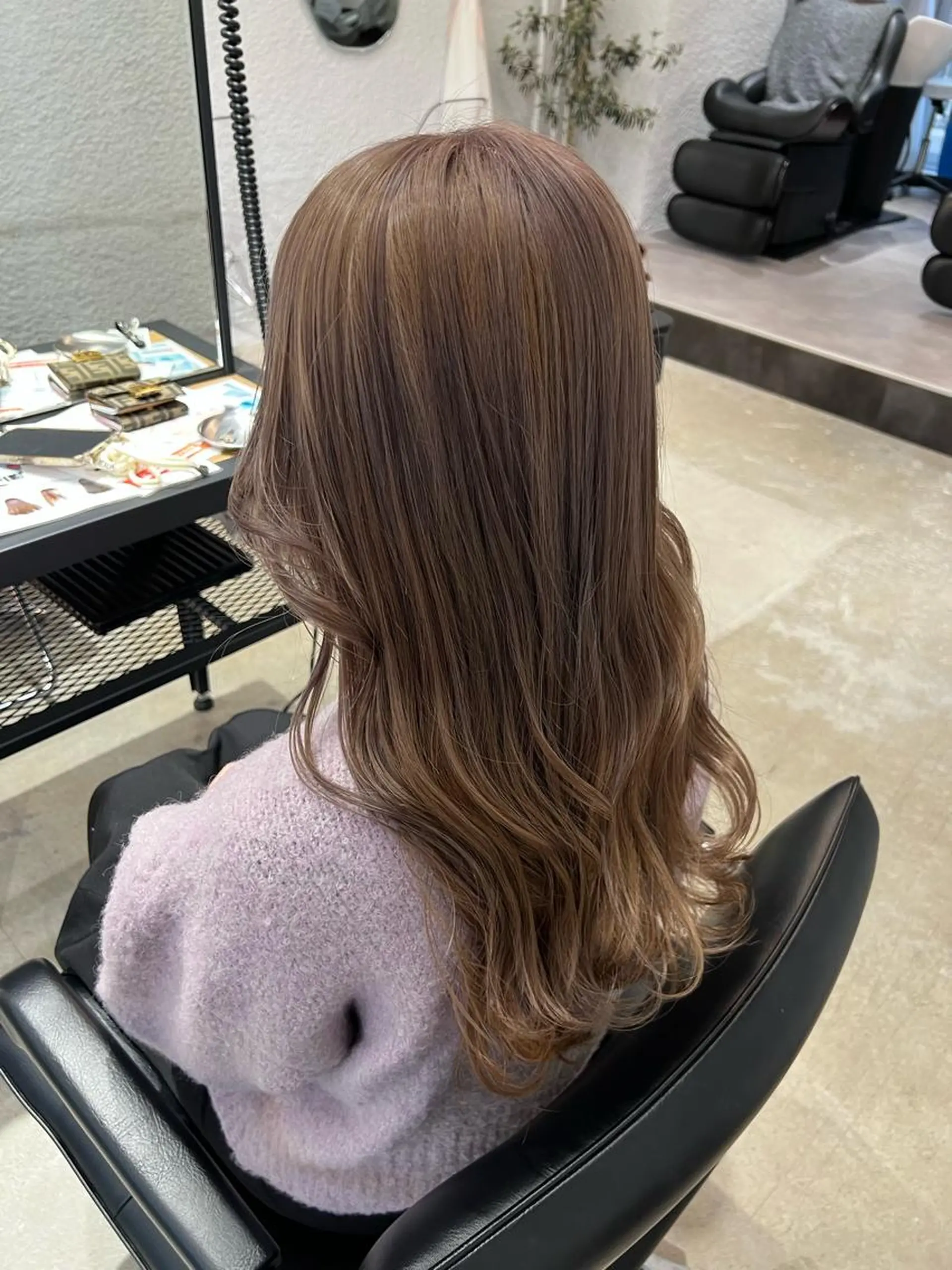 ロング 野原 ひかるのヘアスタイル
