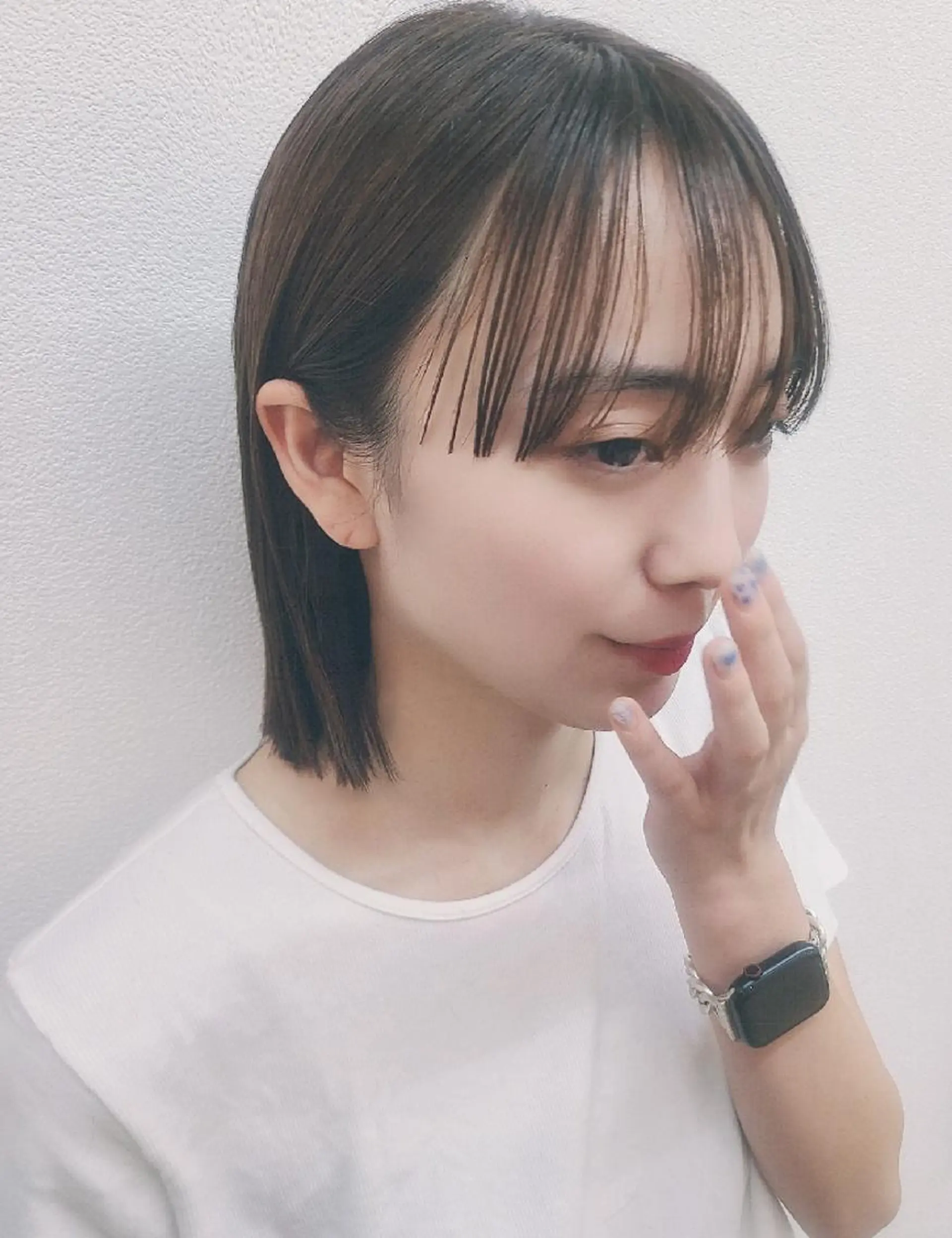 ミディアム カット yolo.所属・夜特化型ヘアサロン 𓃱yolo.タナベのヘアスタイル