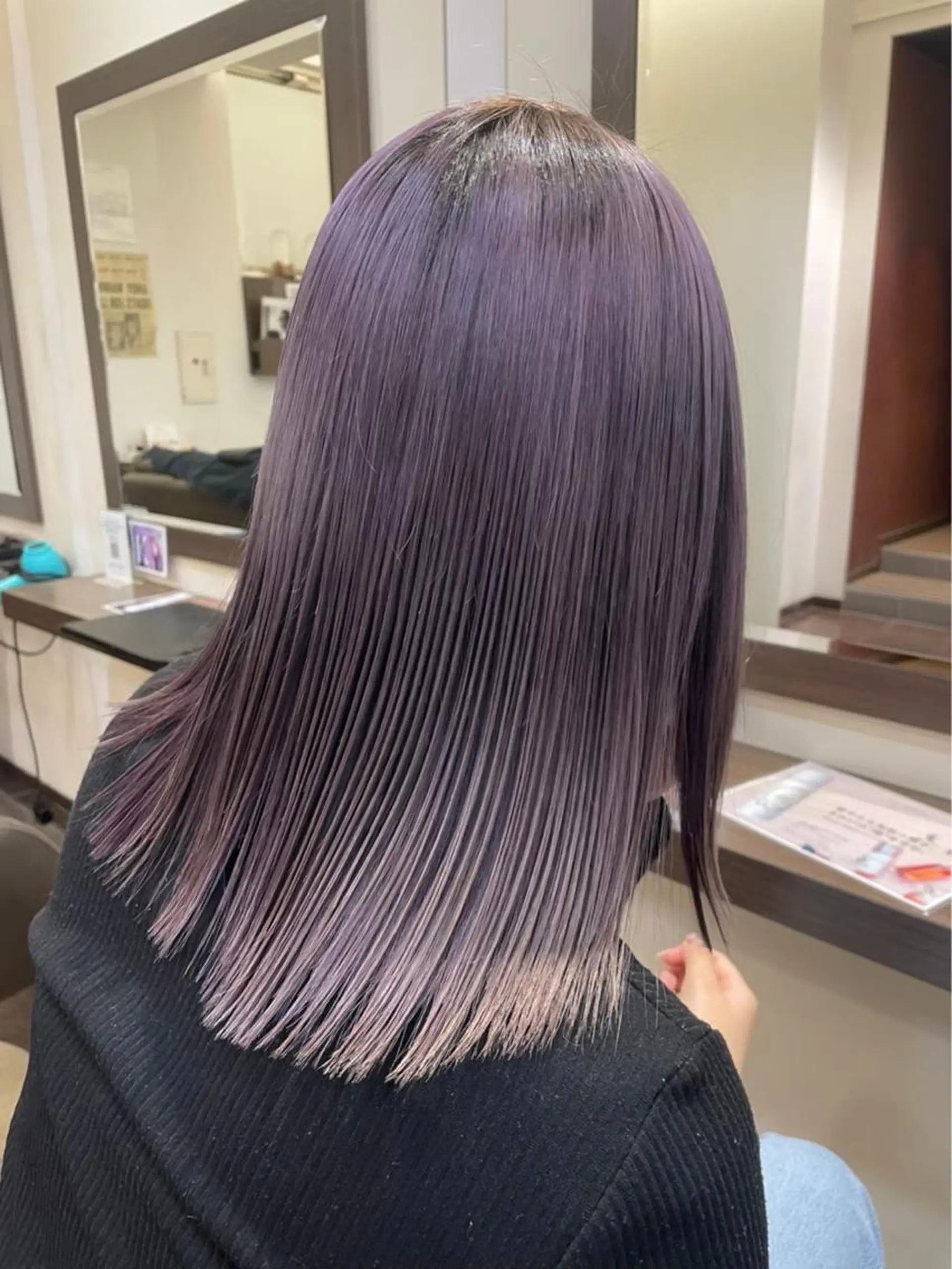 ロング カラー ベージュカラー 黒髪 ブリーチ ブルーカラー ブルーブラック 似合わせカット パーマ/コトミ🐸のヘアスタイル