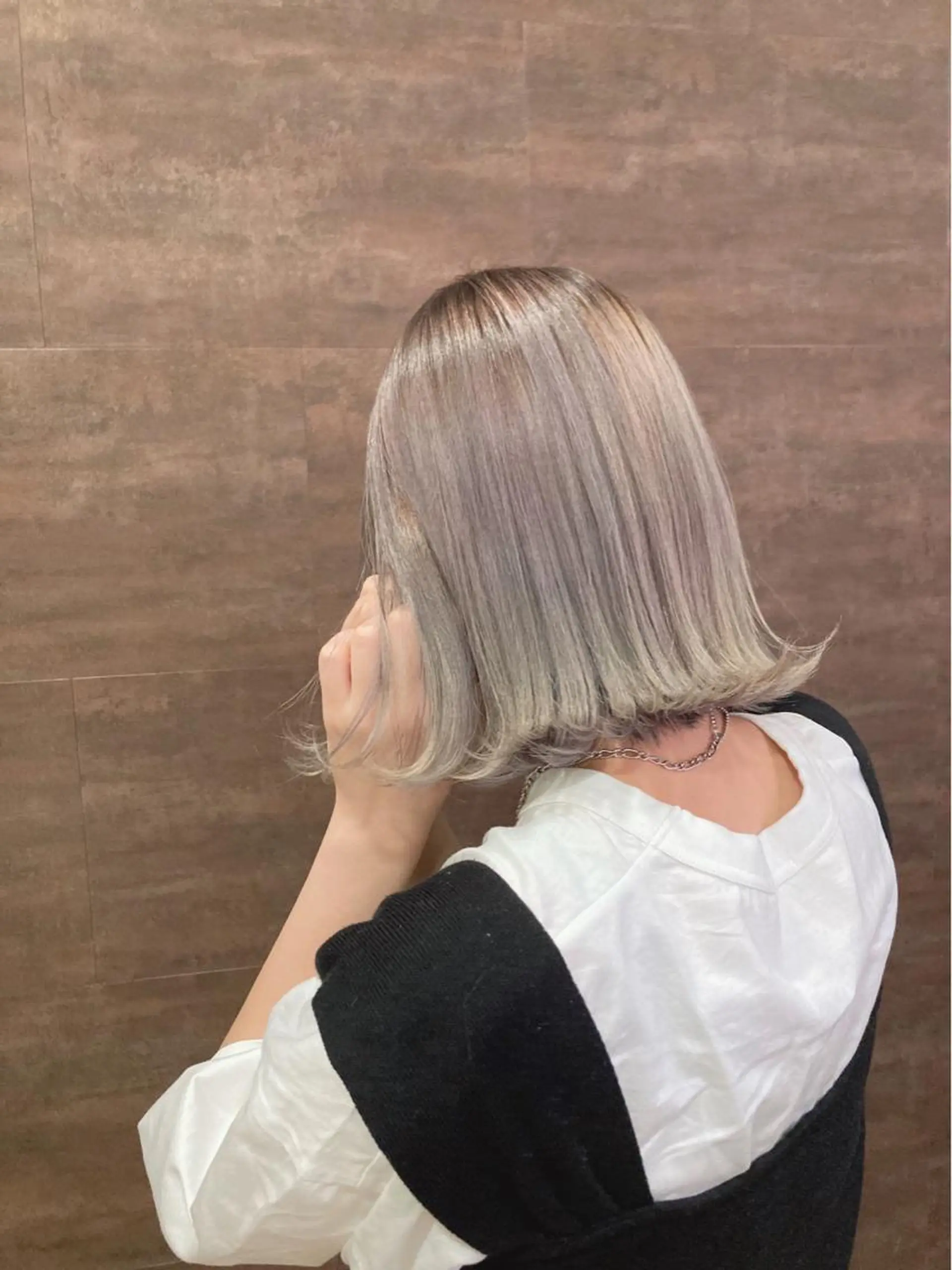 ミディアム カラー ヘアカラー 宮原 佳苗のヘアスタイル