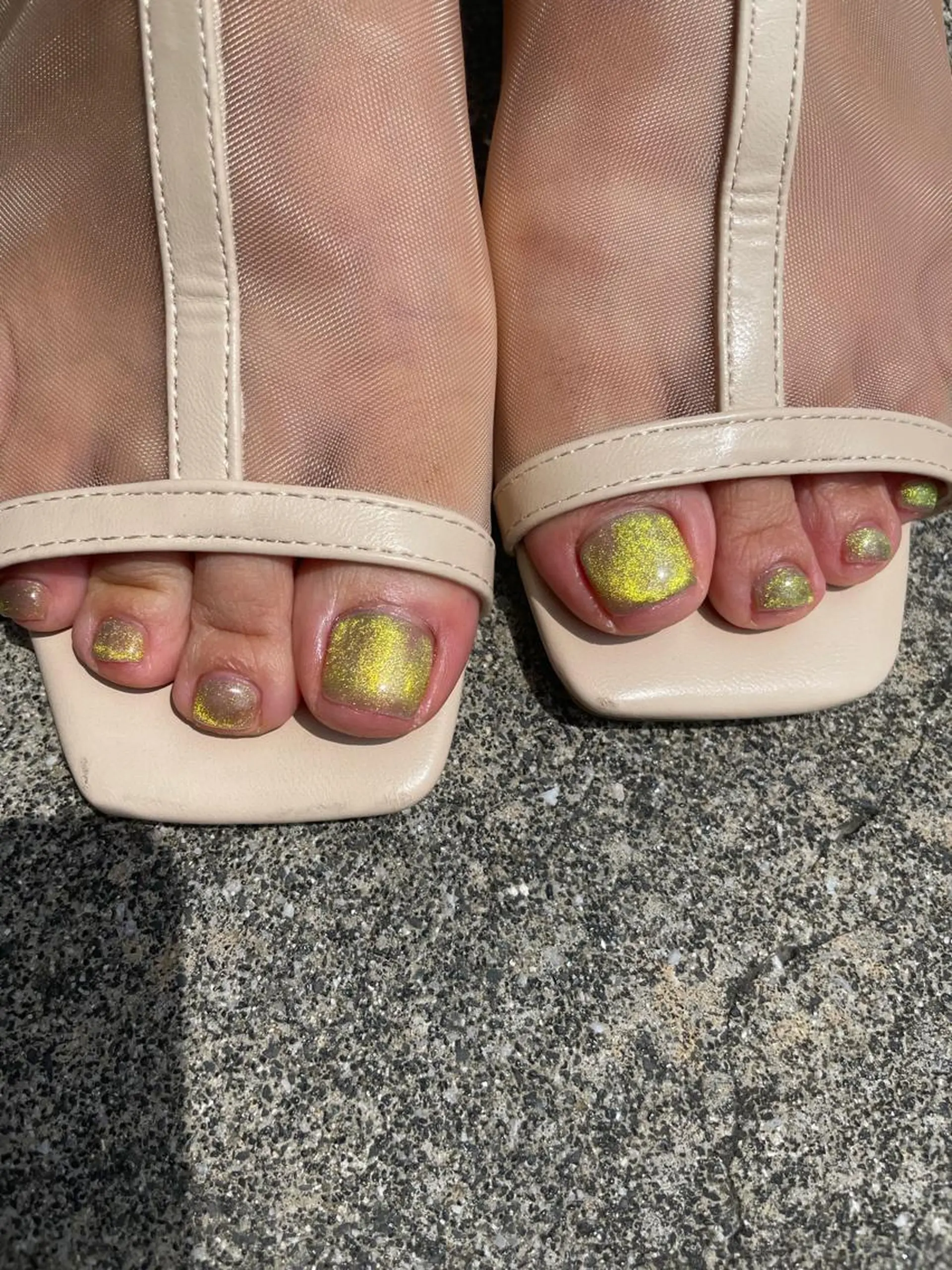 ネイル フットネイル 岩山 直子のネイルデザイン