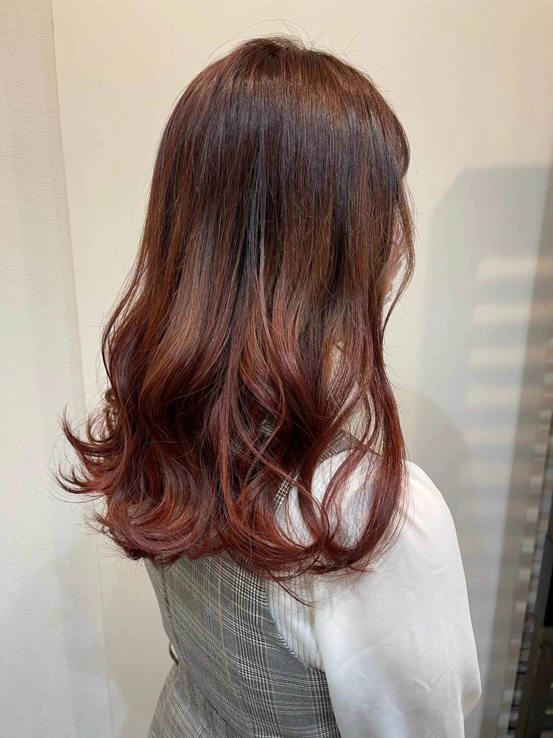 セミロング セミロングパーマ カット パーマ トリートメント alotta所属・栗本 博史のヘアスタイル