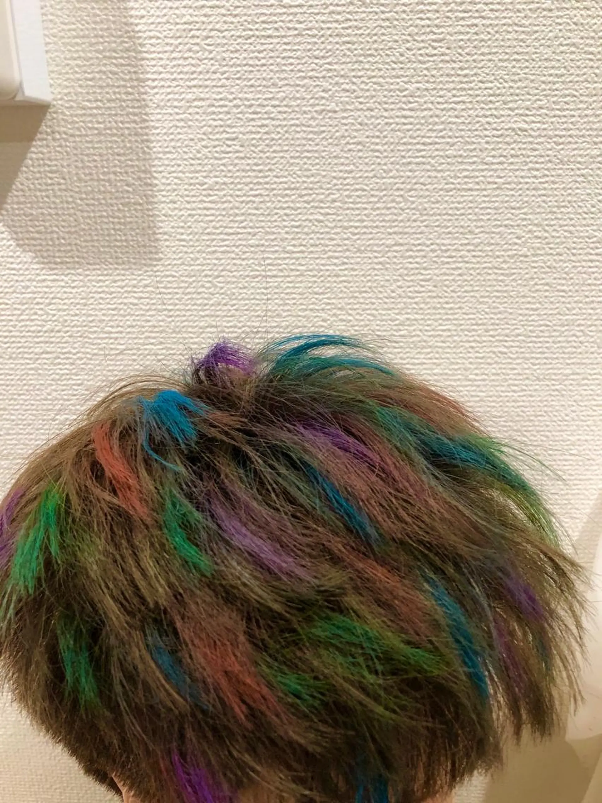 ショート カット ヘアカラー トリートメント Mavie hair所属・髪質改善×潤艶カラー ⭐️岡田崇彰のヘアスタイル