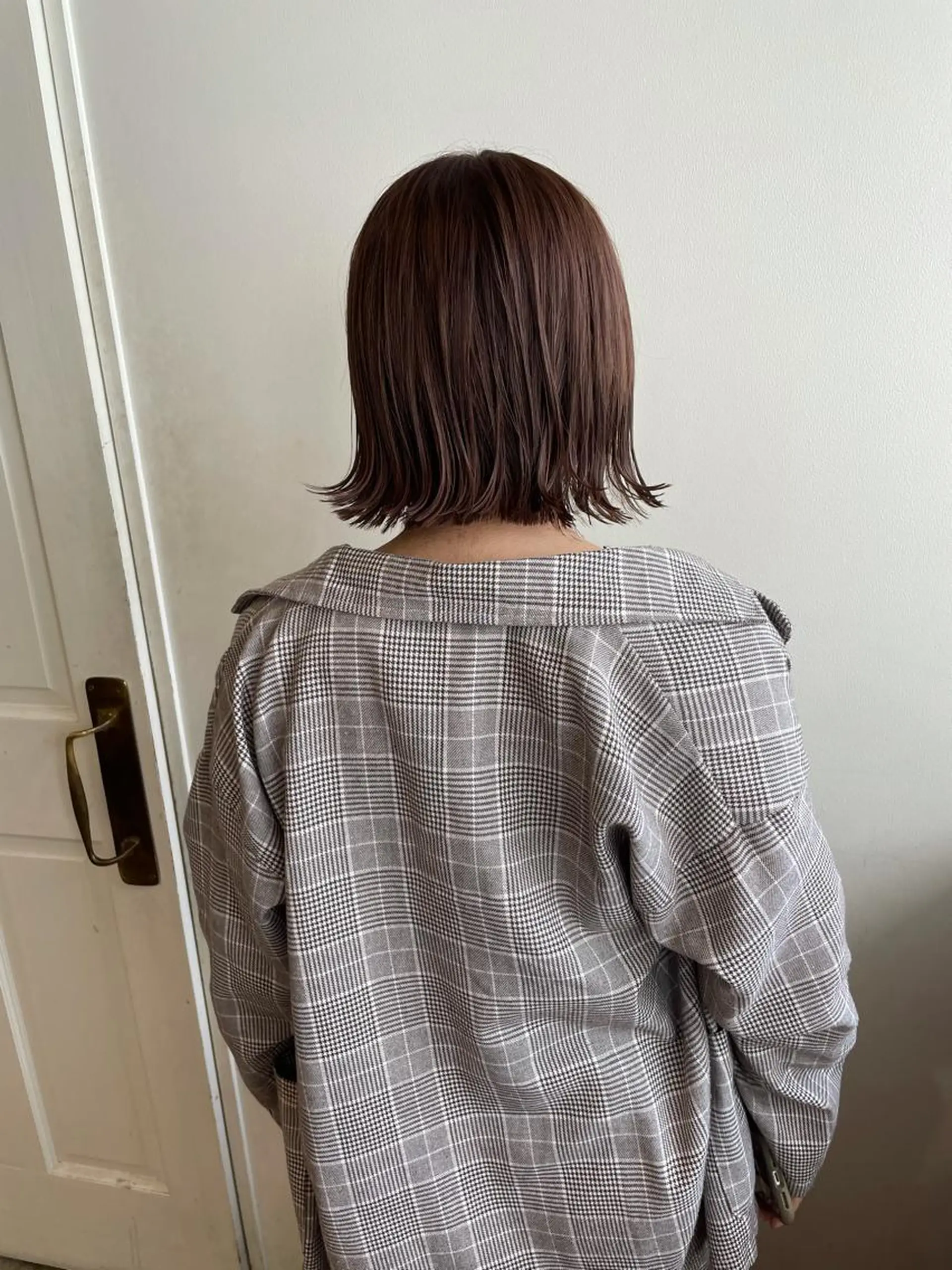 ミディアム カラー ベージュカラー ピンクカラー ピンクベージュ カット ヘアカラー トリートメント MIOベージュカラー 柔らかいカラーのヘアスタイル