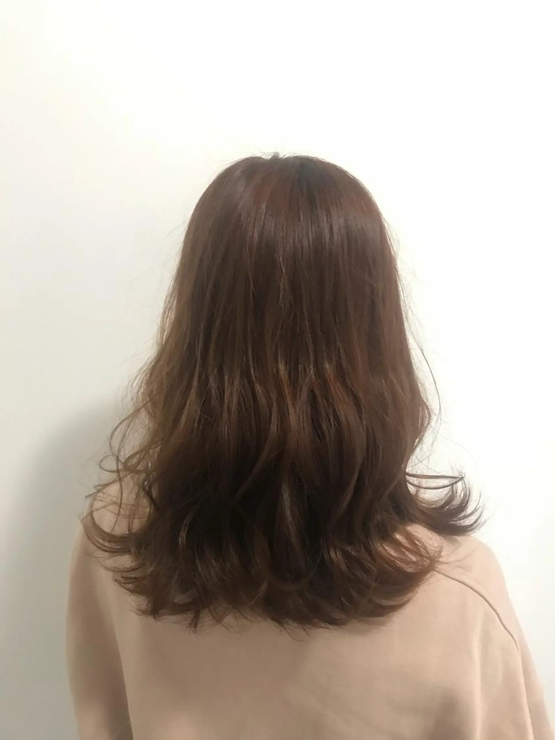 セミロング カラー Rayt hair所属・Rayt hair レイトヘアーのヘアスタイル