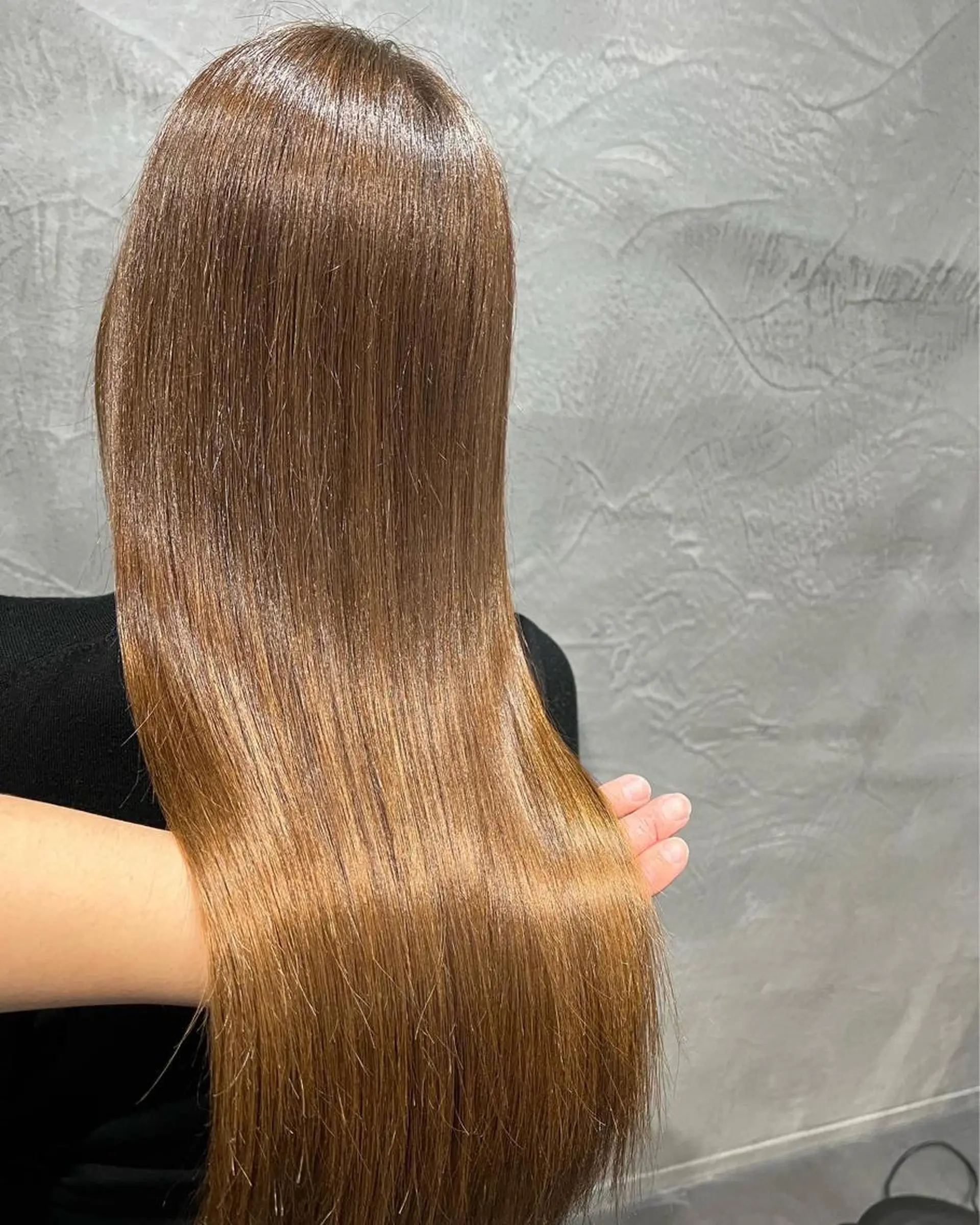ロング カット 縮毛矯正 reve所属・乾かすだけで艶髪酸性 ストレート髙橋悠耶のヘアスタイル