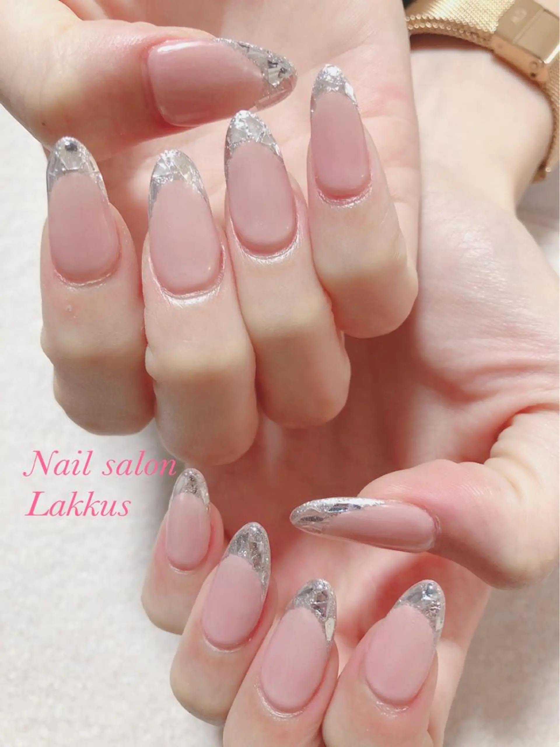 ネイル Lakkus T－CHIのネイルデザイン