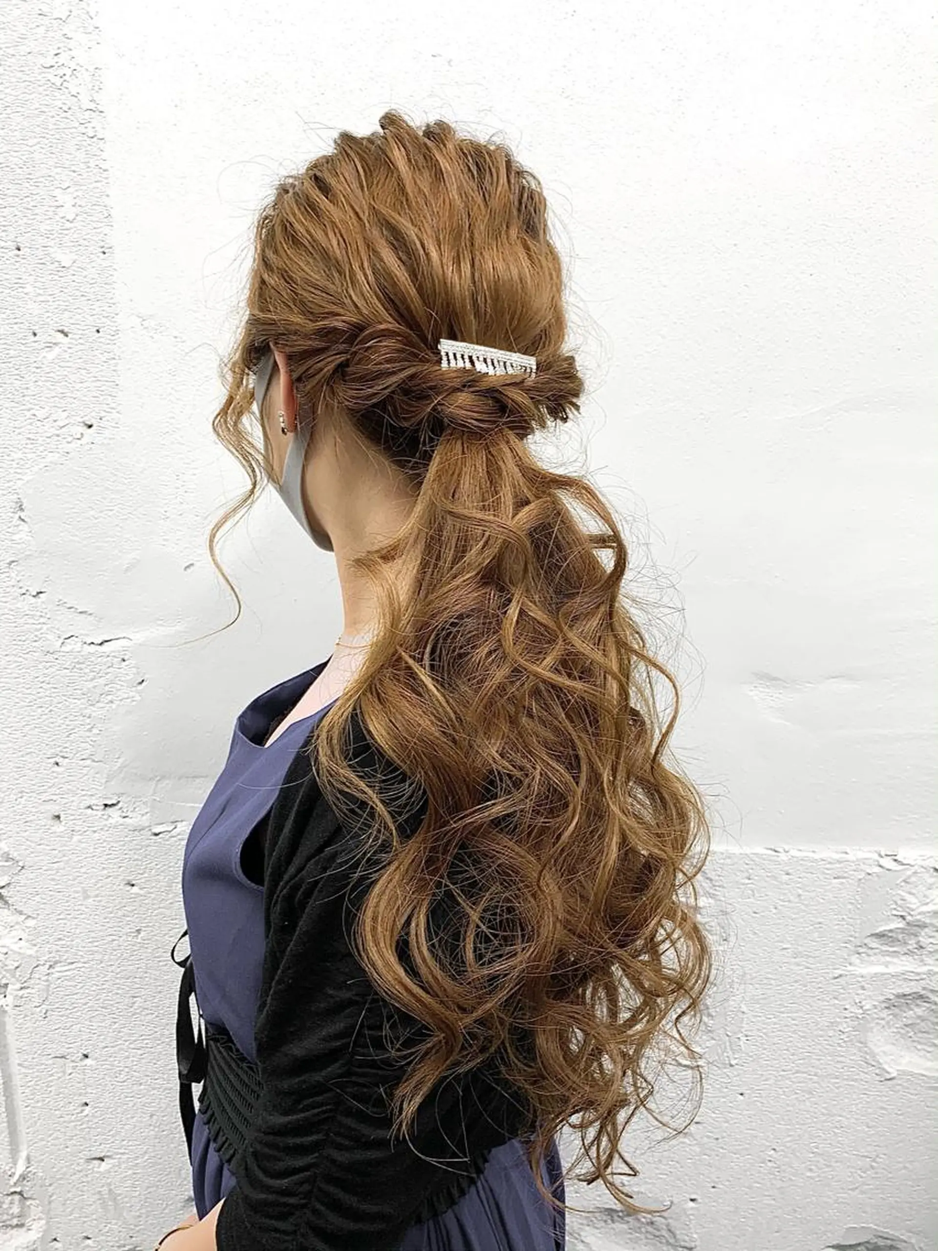 ロング カラー ヘアアレンジ ポニーテール ヘアセット 🎨カラー満足度 500%💫ヅル💫のヘアスタイル