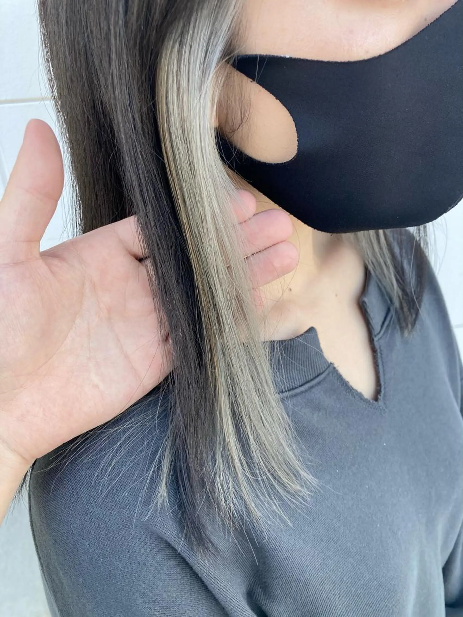 ロング タカツド ユウキのヘアスタイル