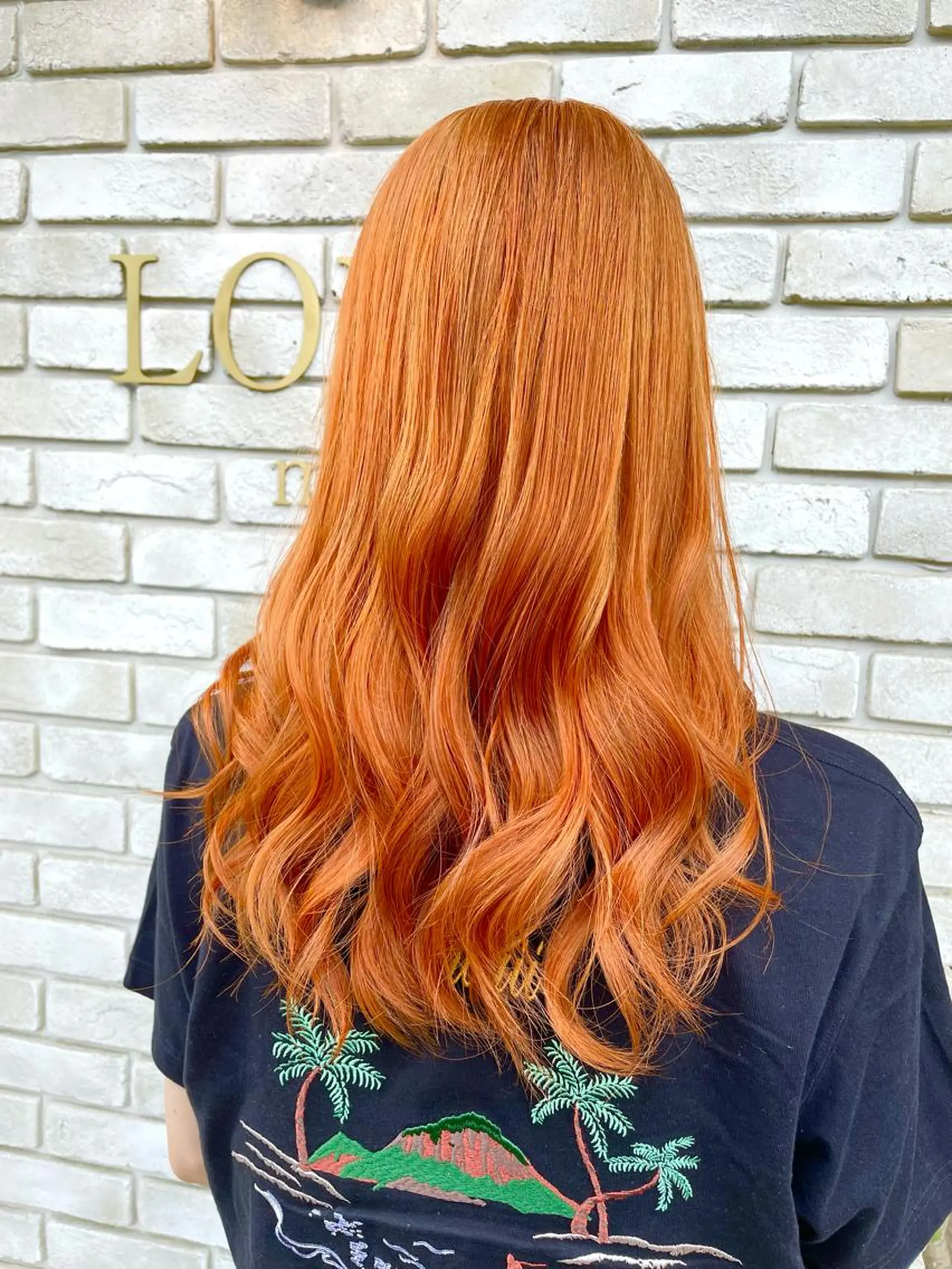 ロング 倉林隆一🐈 ダブルカラー/艶髪のヘアスタイル