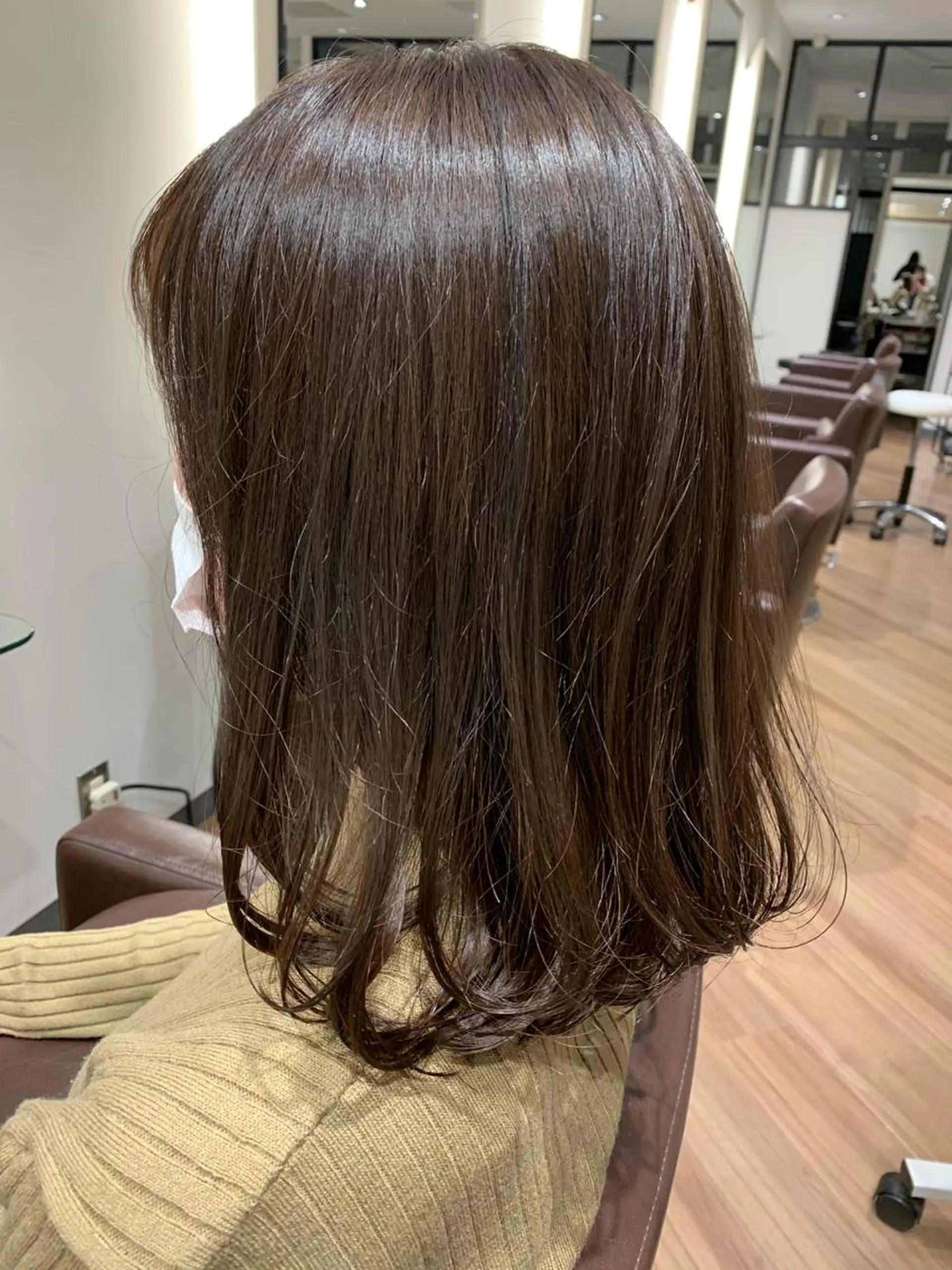 ミディアム カラー アッシュ ベージュカラー ごとう さなのヘアスタイル