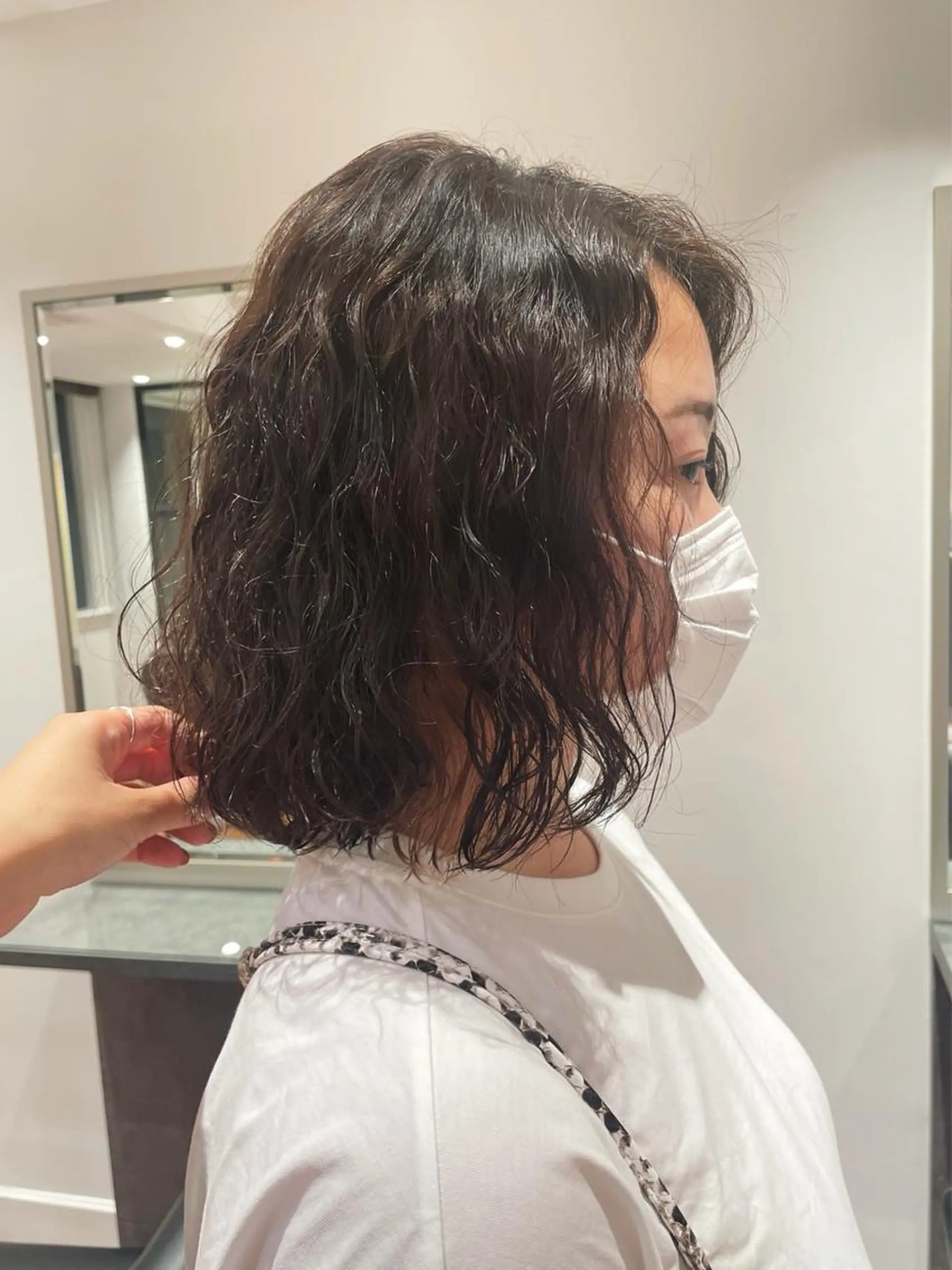 ミディアム パーマ 高橋 涼香のヘアスタイル