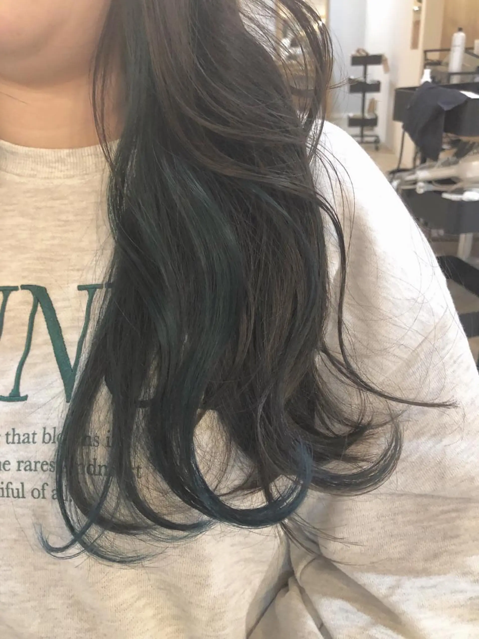 ロング PACE所属・ayumi ／透明感カラーのヘアスタイル