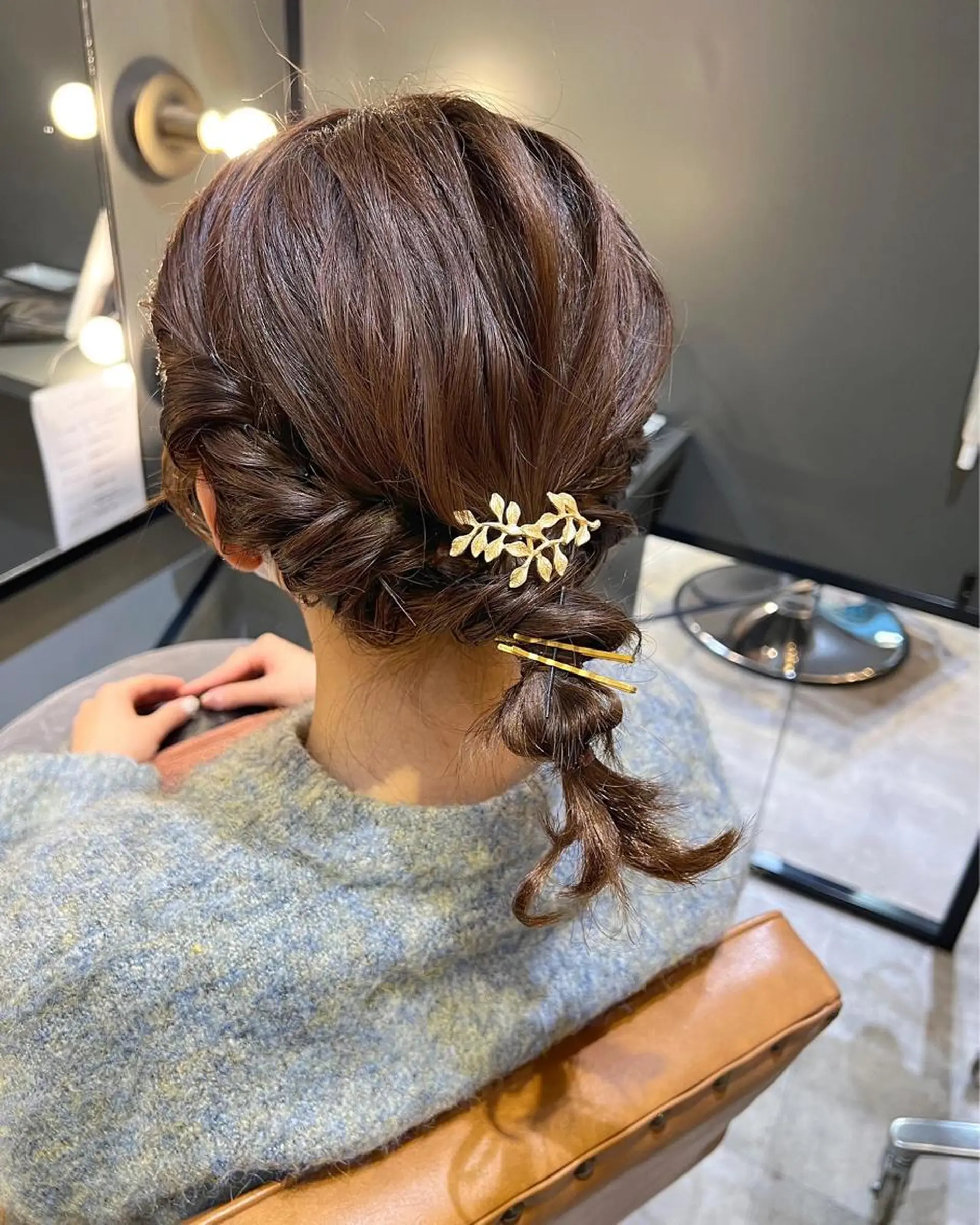 ミディアム ヘアアレンジ ノイシキ サキのヘアスタイル