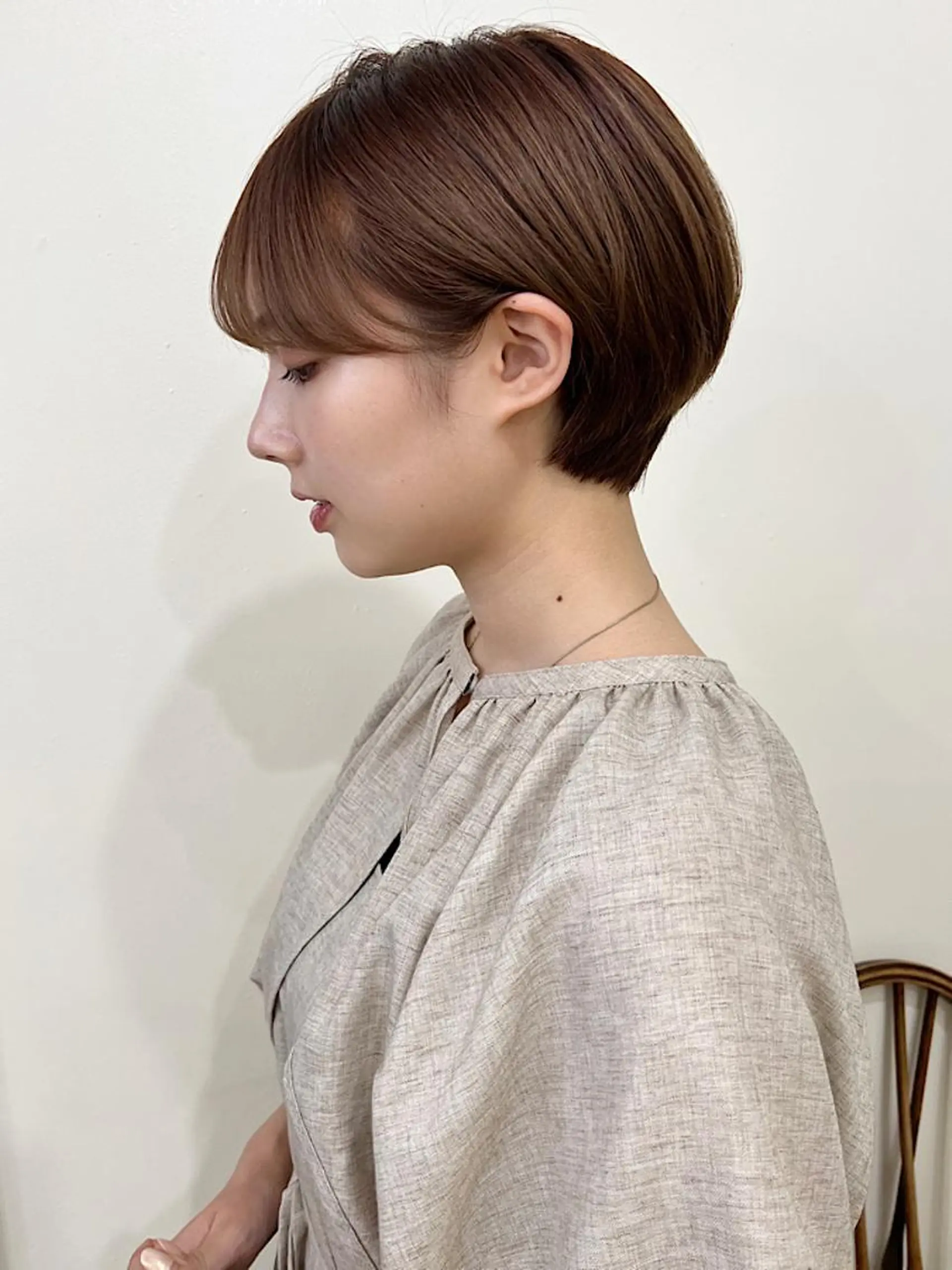 ショート 切りっぱなしボブ ショートボブ ボブ ハイライト シースルーバング 似合わせ/茅ヶ崎 スズキ タクマのヘアスタイル