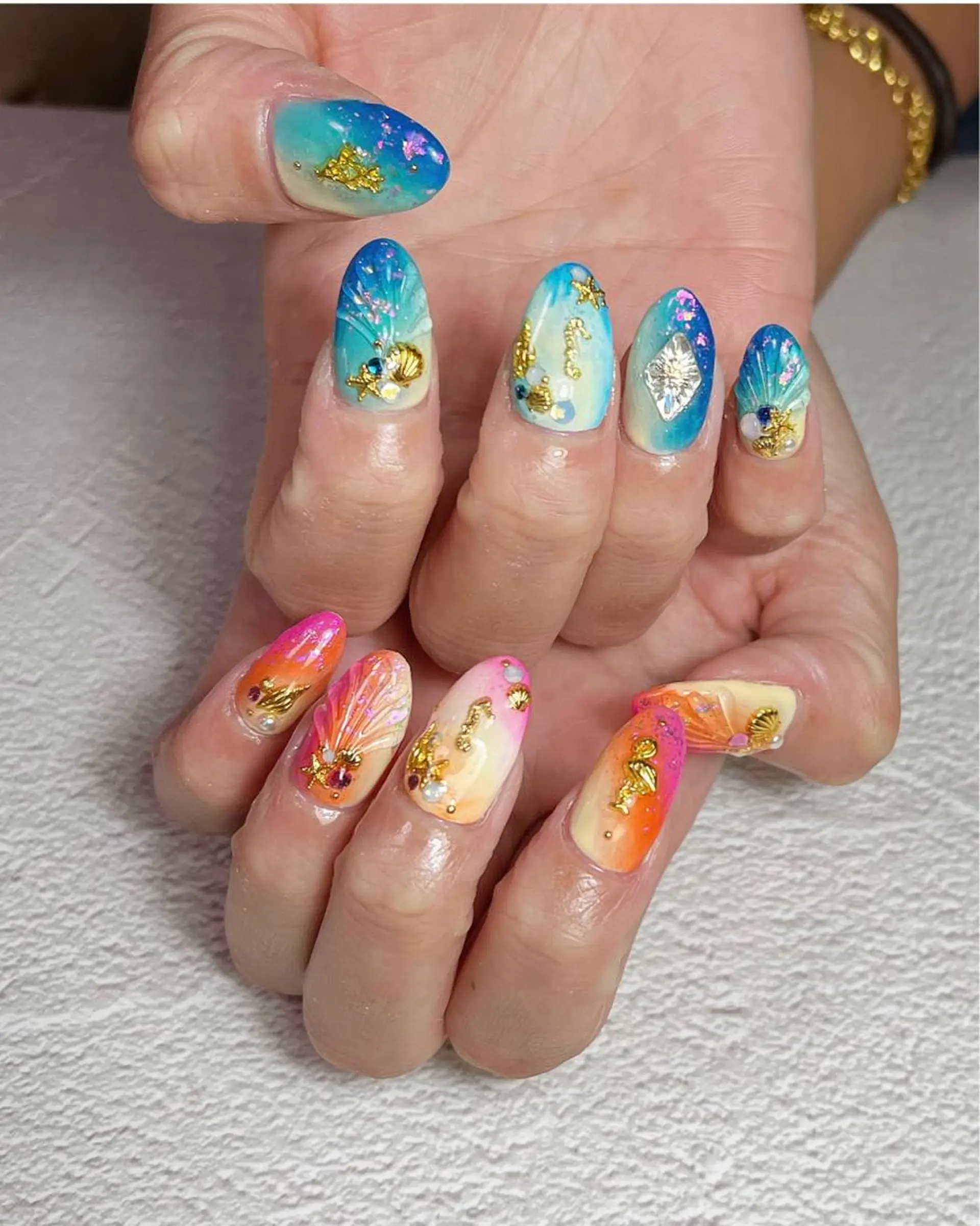 ネイル 夏ネイル ハンドネイル ✾ NailRoom Latina🌻💓のネイルデザイン