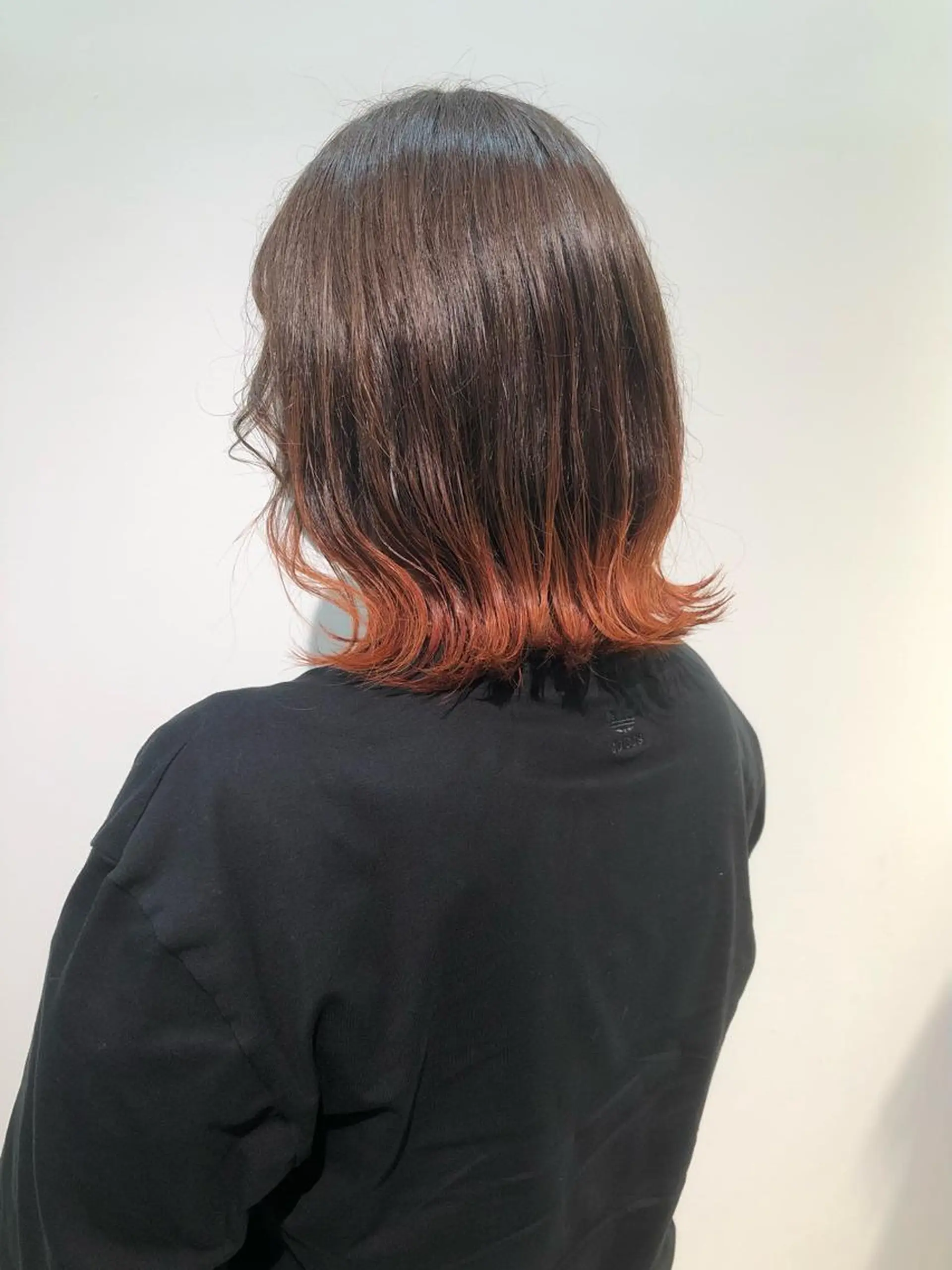 ミディアム カラー オレンジ ボブ 外ハネヘア ヘアカラー レイヤー/お顔まわり 暖色カラー🍑Amiのその他イメージ