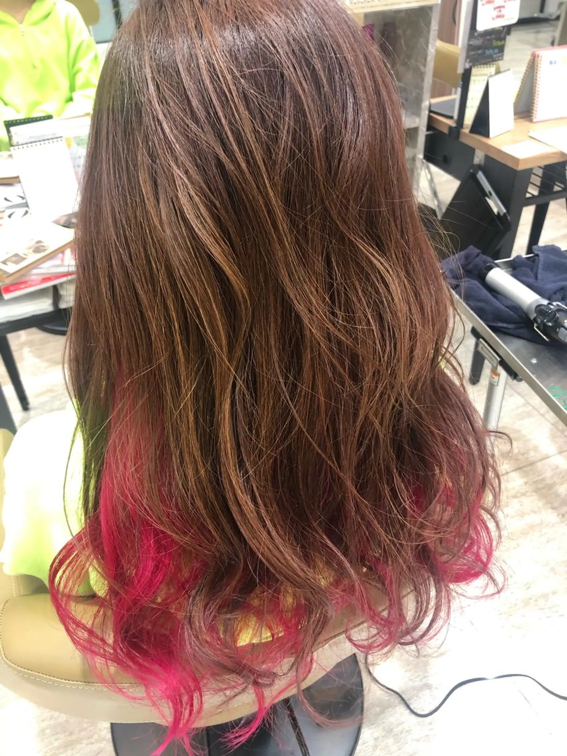セミロング ヘアカラー トリートメント 塚本 文奈のヘアスタイル