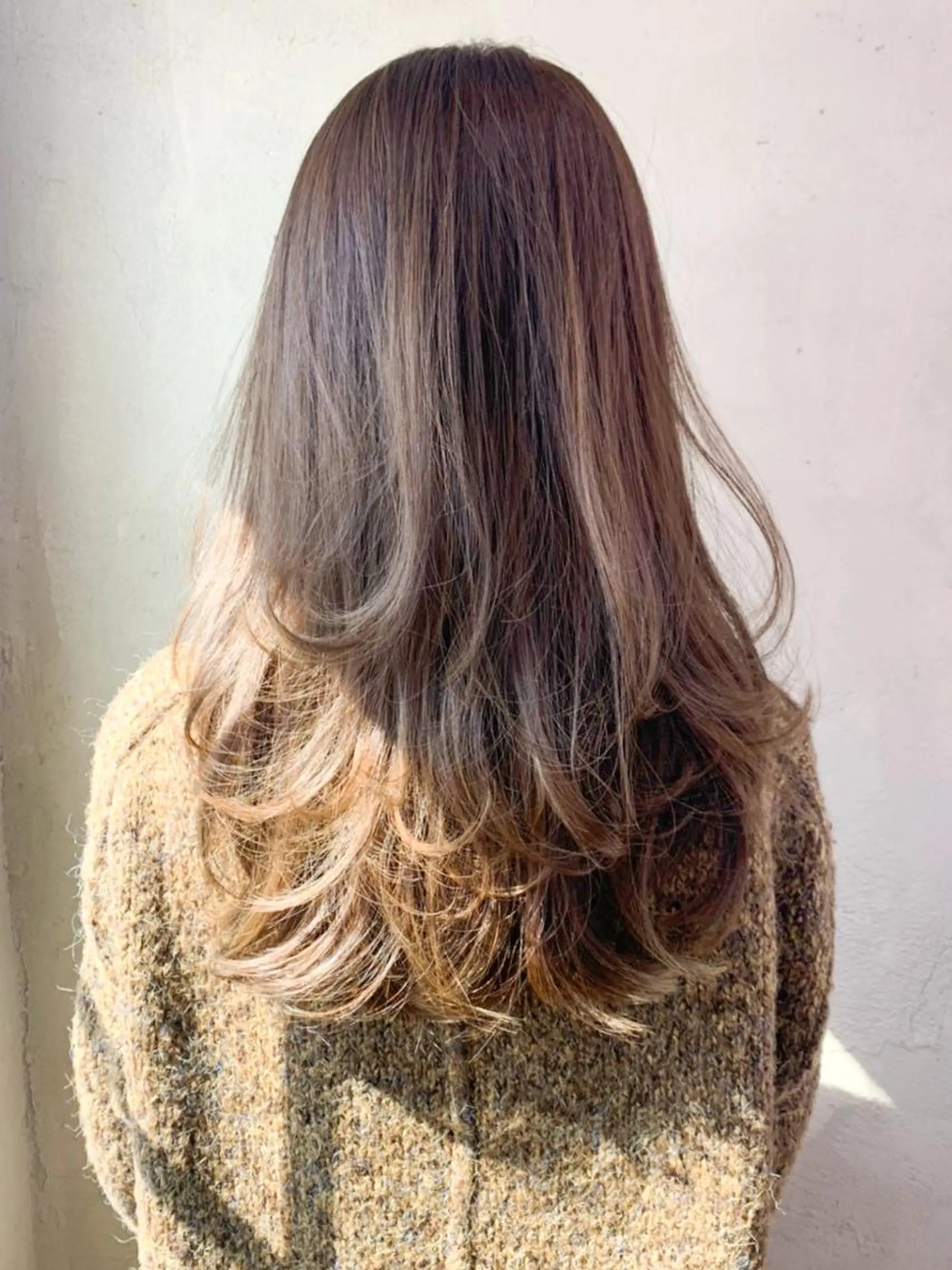 セミロング カラー パーマ ヘアアレンジ ベージュカラー オリーブベージュ レイヤーカット ITbyALBUM 藤沢店のヘアスタイル