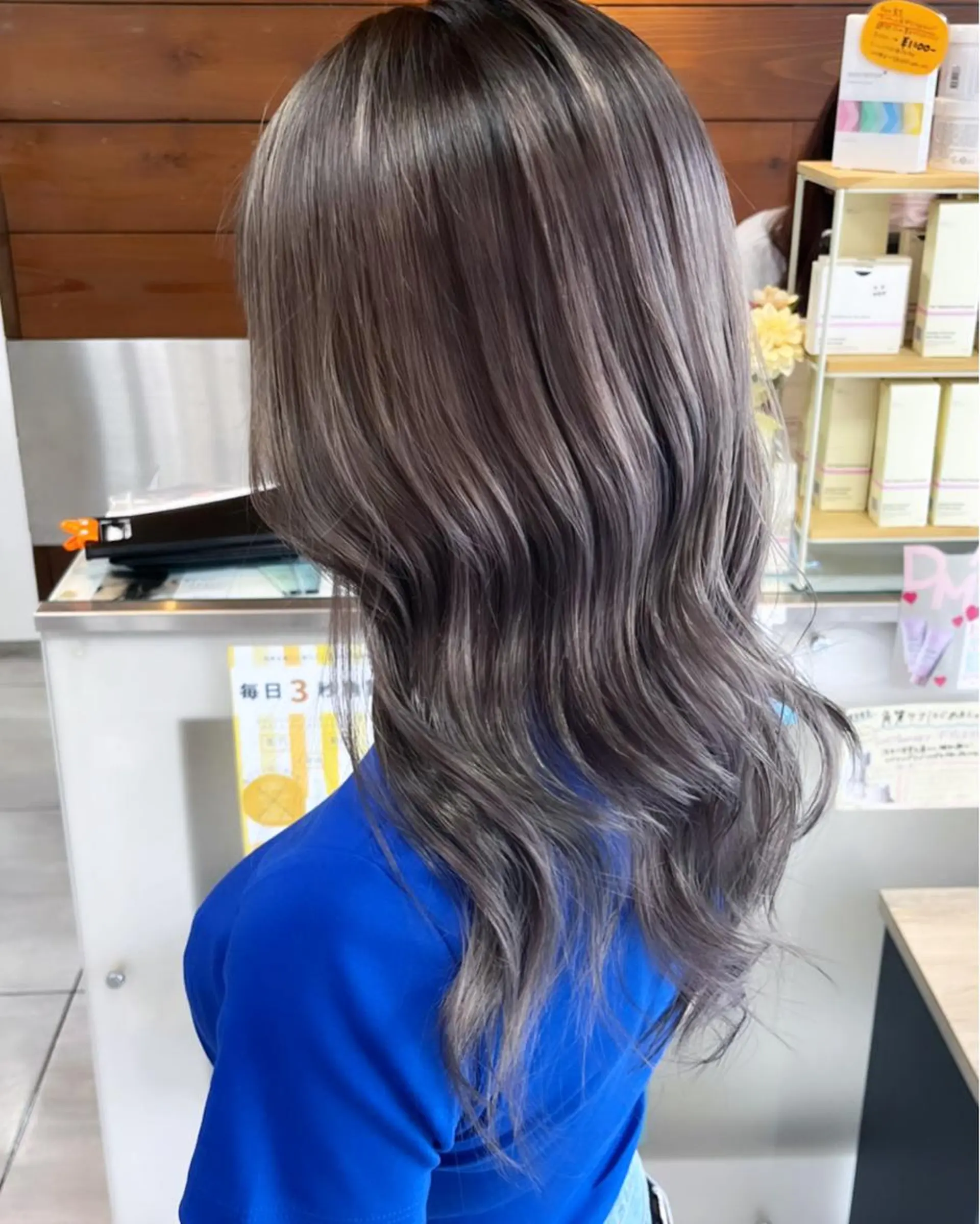 ロング ヘアカラー トリートメント ヘッドスパ インナー×縮毛矯正 ピンクカラー澤井里菜のヘアスタイル
