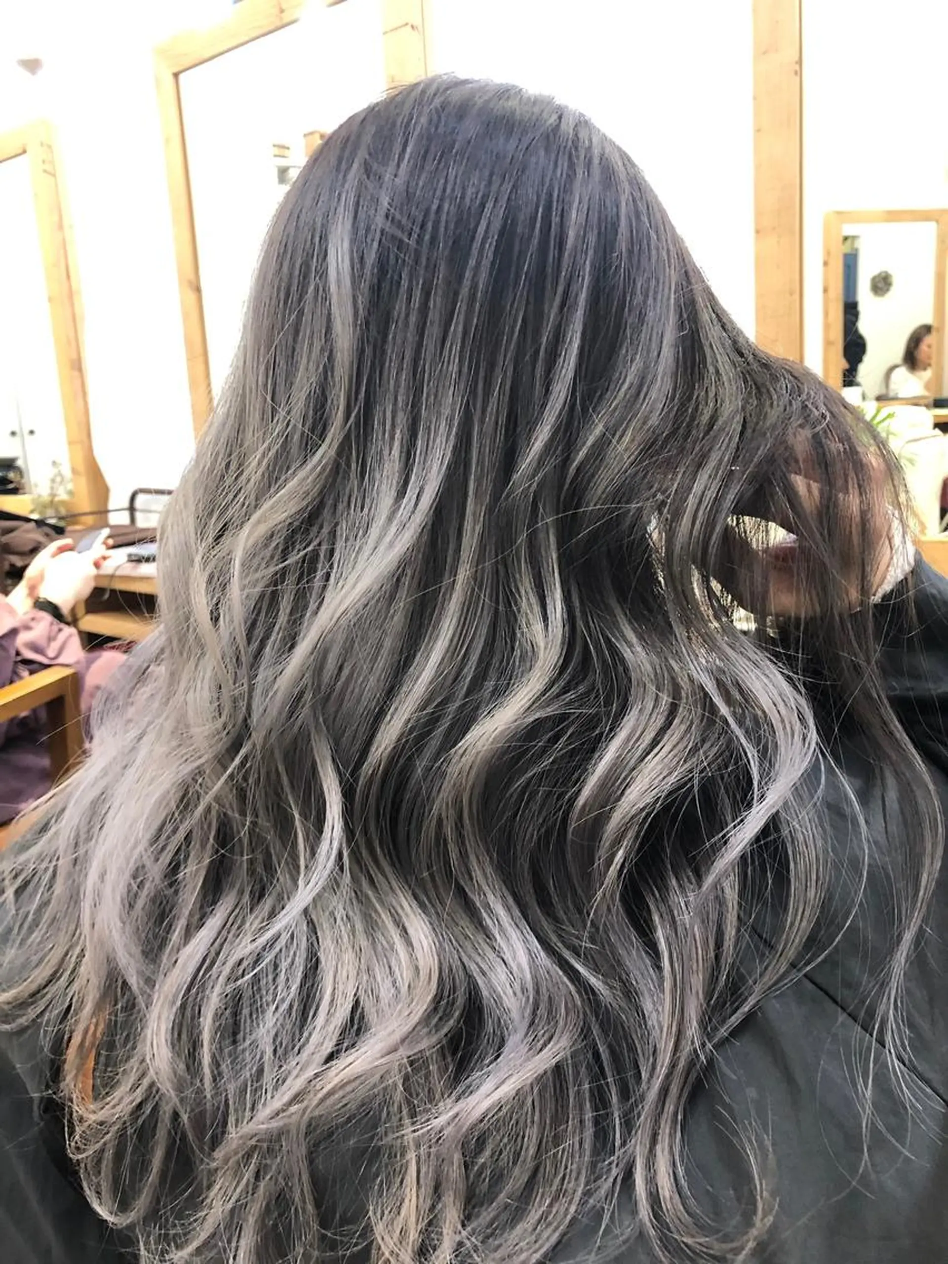 カラー ショートヘア✨ 高橋大河のヘアスタイル