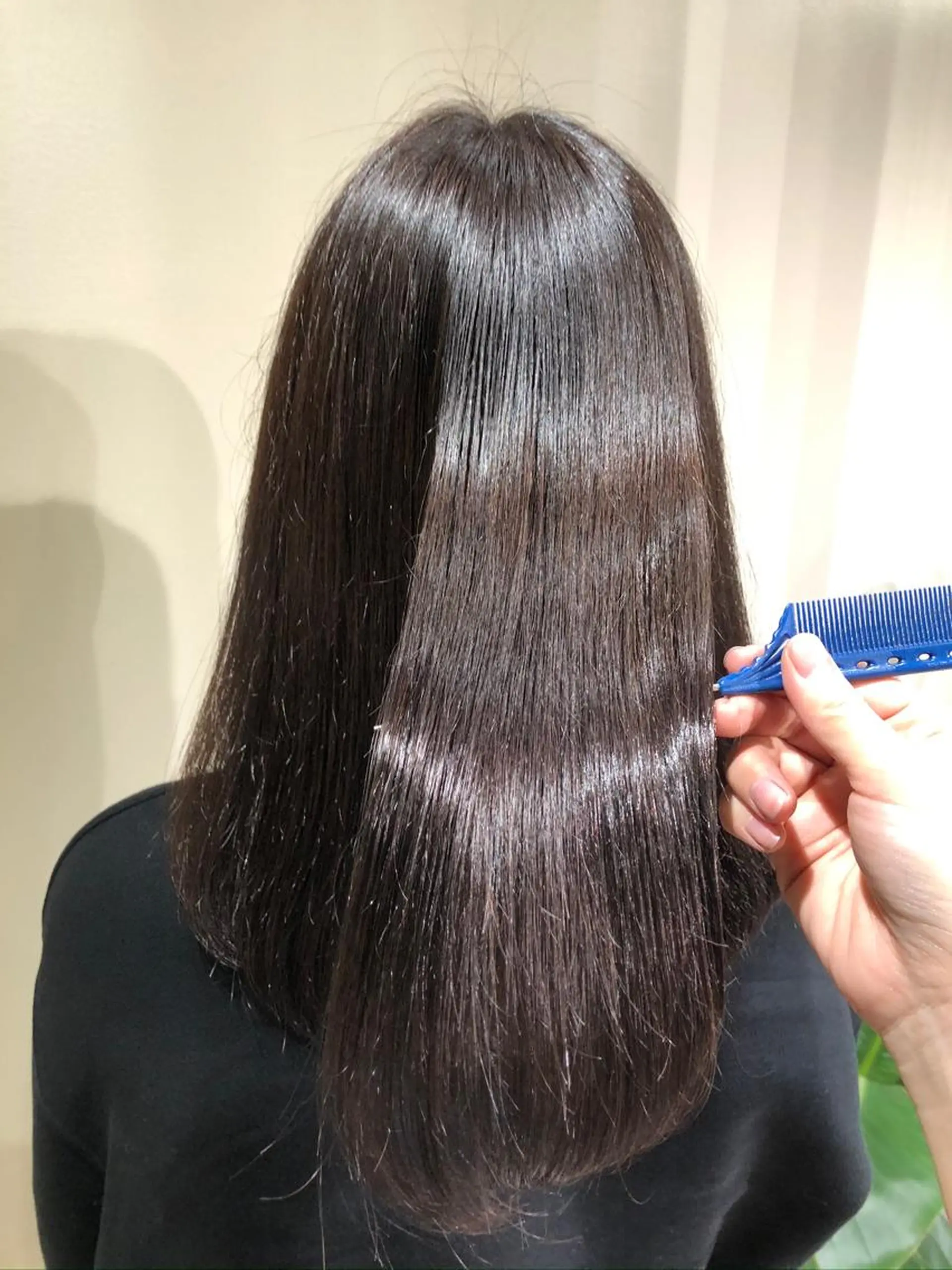 セミロング カラー グレージュ ラベンダーカラー ラベンダーグレージュ ラベンダーグレー ヘアカラー トリートメント 🦋美髪／エクステ 🦋アベイクミのヘアスタイル