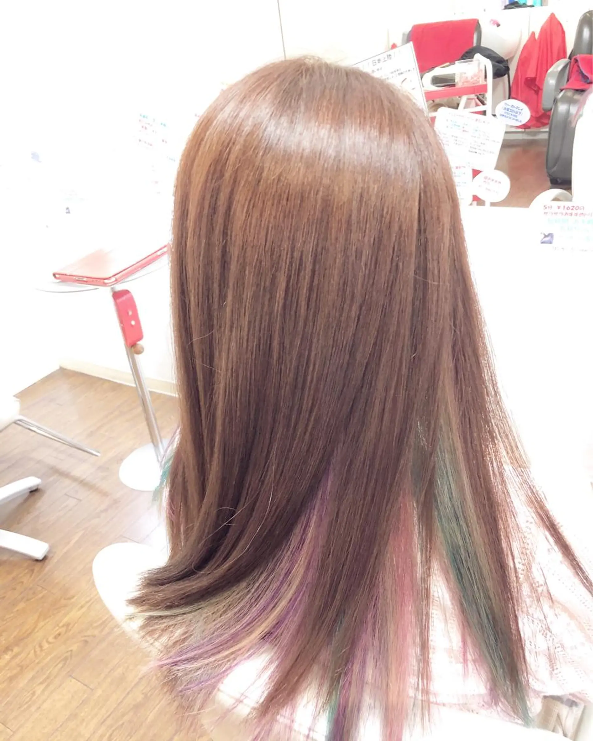 ロング パープルカラー カット ヘアカラー トリートメント 萩原 博のヘアスタイル