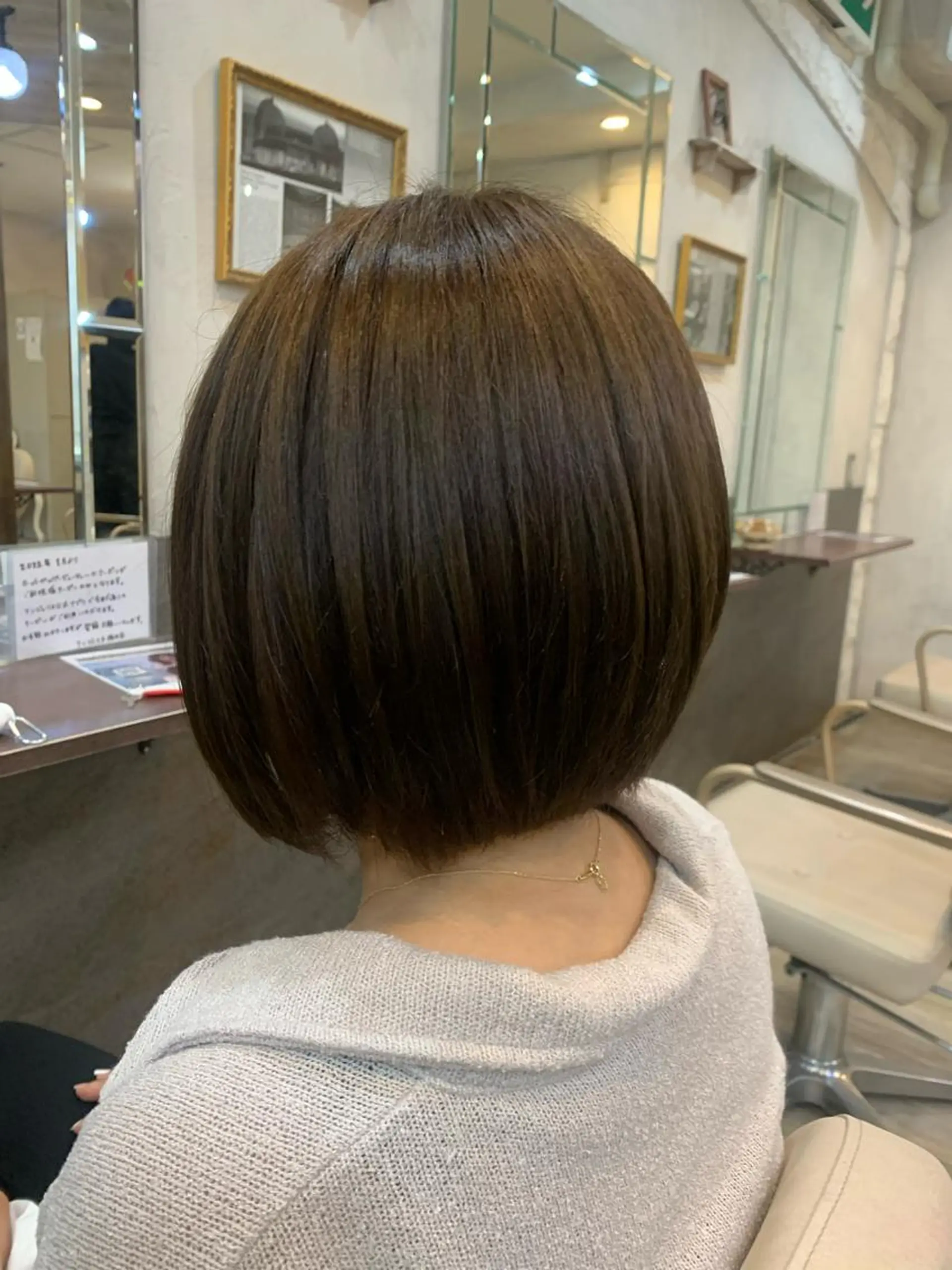 ショート number天王寺 スタイリストほたるのヘアスタイル