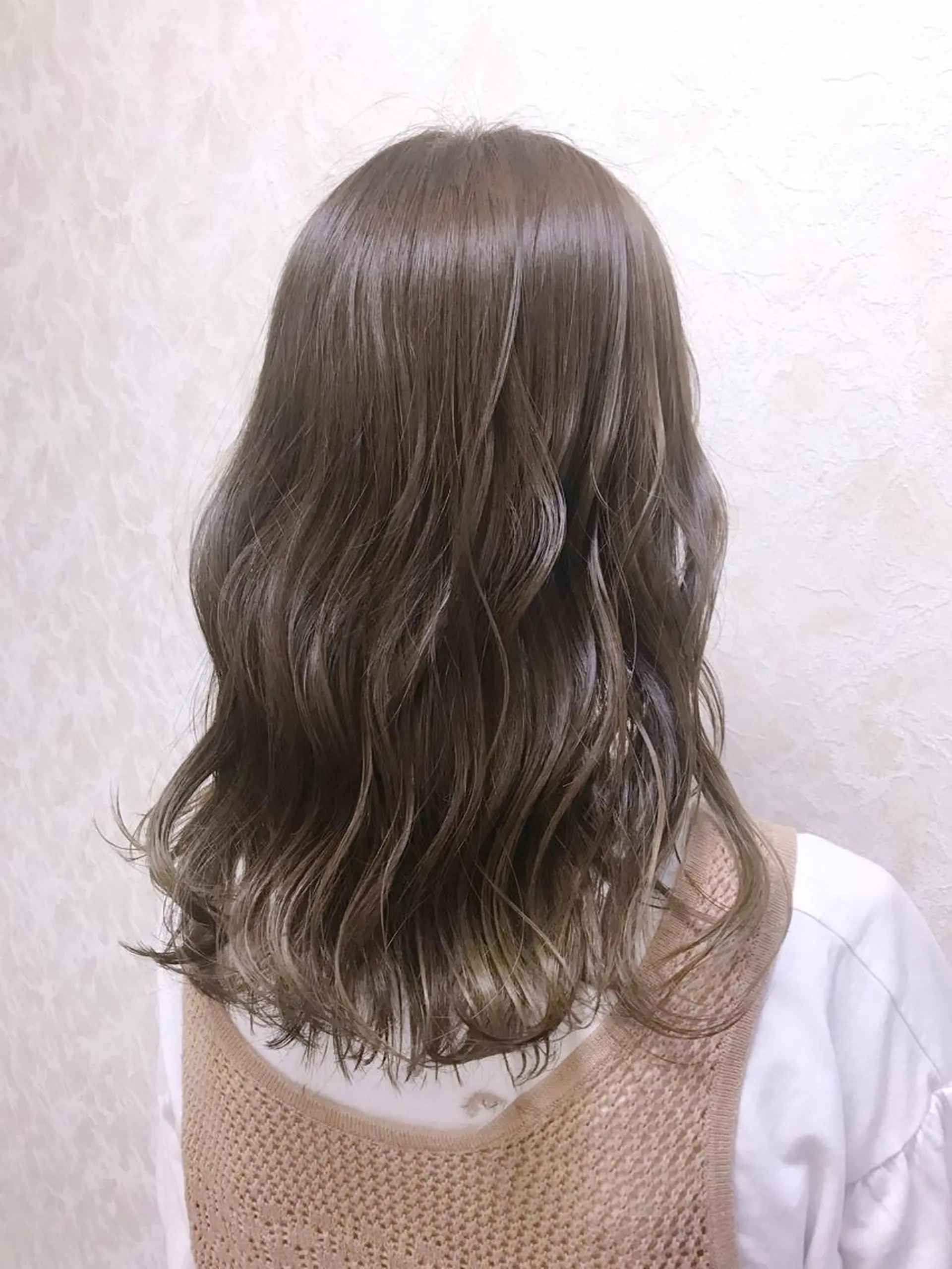 セミロング カラー アッシュ ブリーチ 透明感カラー グレージュ ブリーチなしカラー カット ヘアカラー トリートメント ブリーチ/髪質改善/ レイヤー/YUTO‎のヘアスタイル