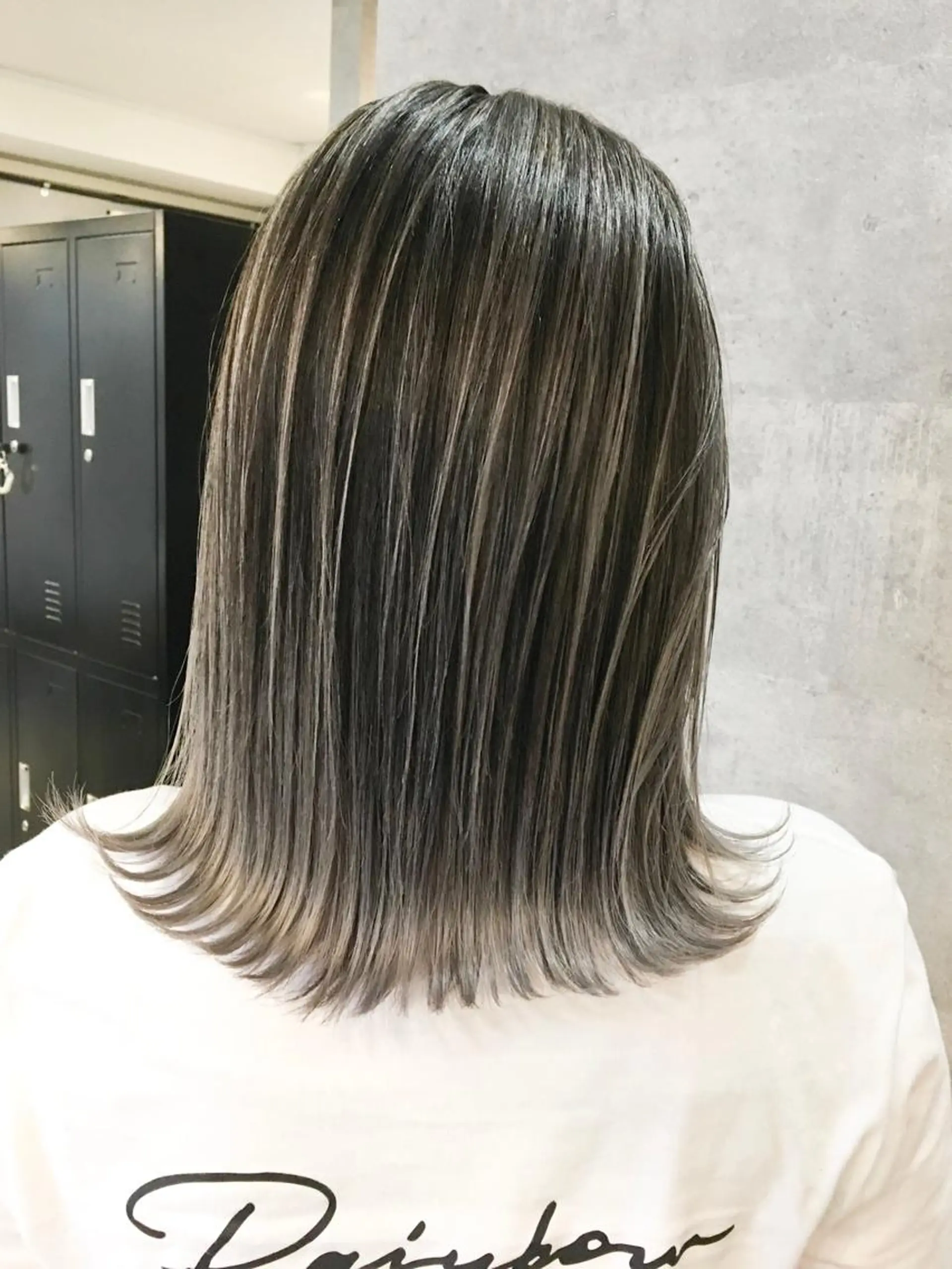 ショート カラー パーマ ヘアアレンジ ネイル マツエク・マツパ バレイヤージュ レイヤーカット トリートメント 井上 一平のヘアスタイル