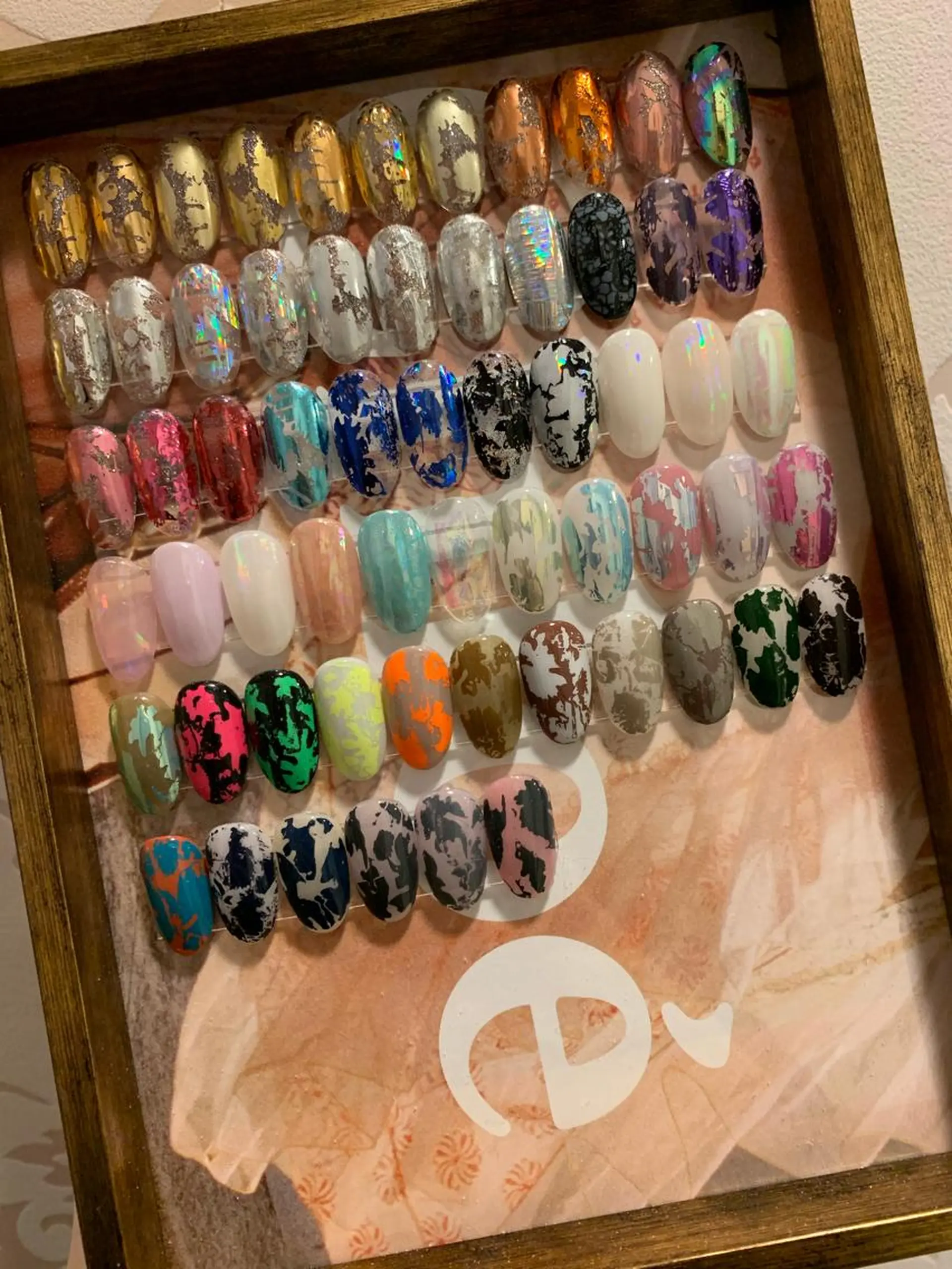 ネイル ミラーネイル atelier chic+所属・atelier chic+のネイルデザイン