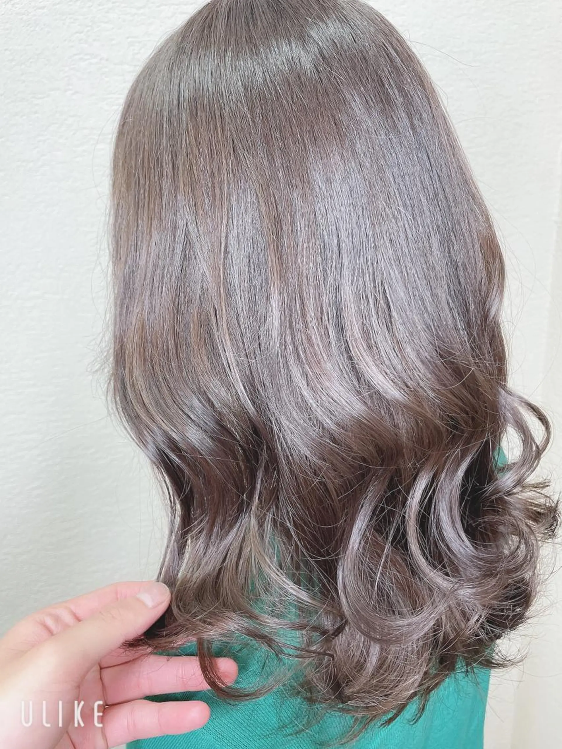 ロング カラー グレージュ バイオレットカラー バイオレットグレージュ ヘアカラー トリートメント ❣️モードケイズ塚口 和田一将のヘアスタイル