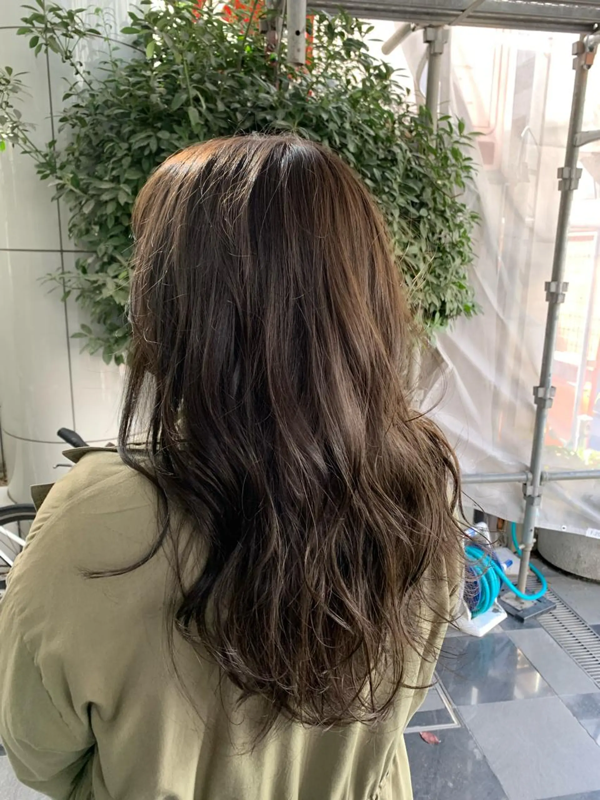 セミロング カラー 美容室soi所属・石田 凱土のヘアスタイル
