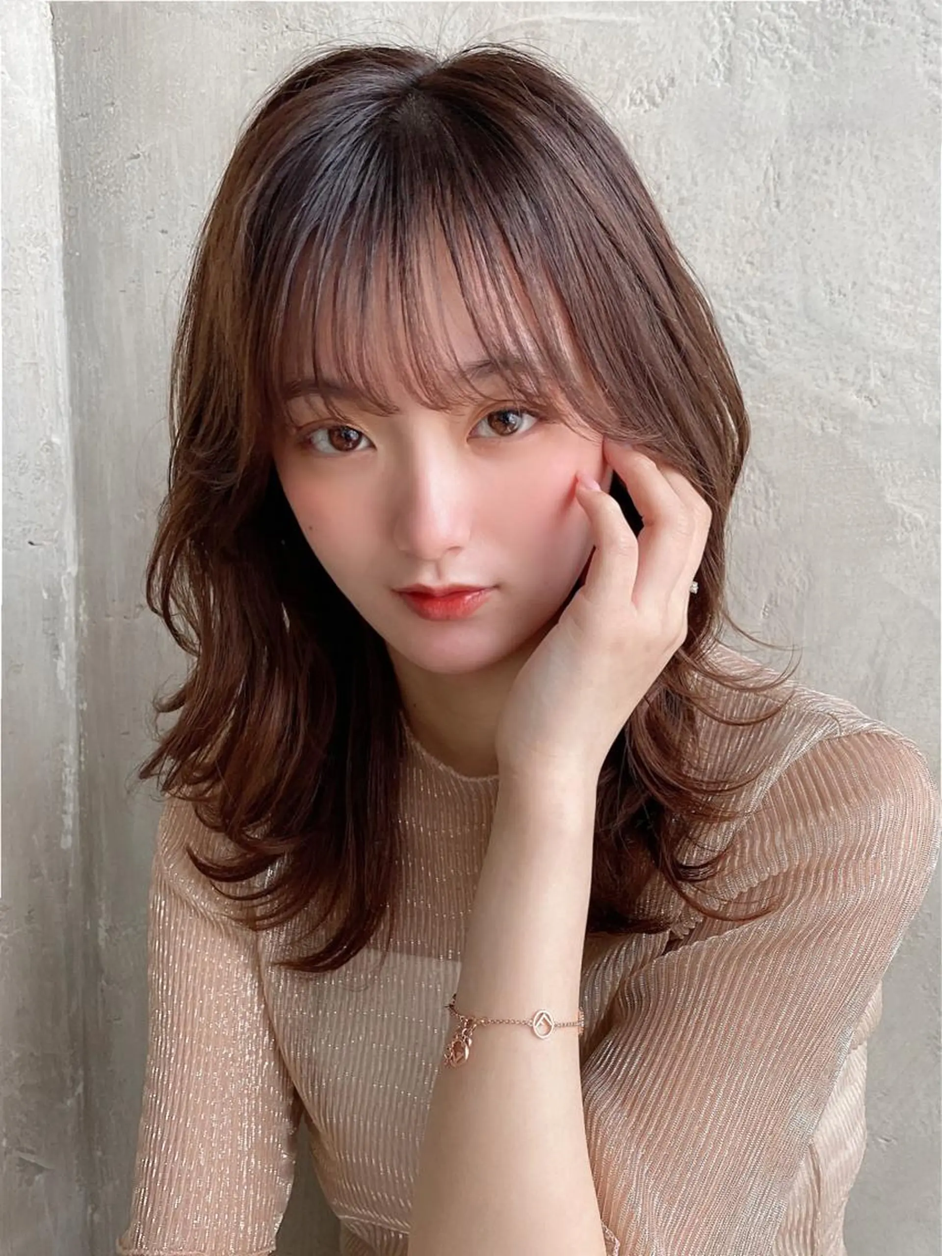 セミロング くびれヘア 髪質改善 レイヤーカット カット ヘアカラー トリートメント 古川新太郎 くびれヘア小顔カットのヘアスタイル