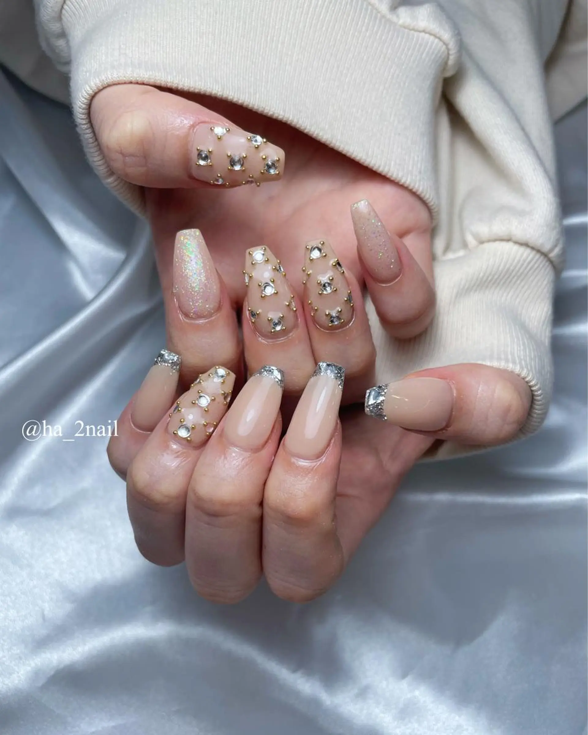 ネイル オーロラネイル フレンチネイル ガラスフレンチ ラメ(グリッター) NAIL and EYELASH ALPHA.所属・ALPHA. 姫繇のネイルデザイン