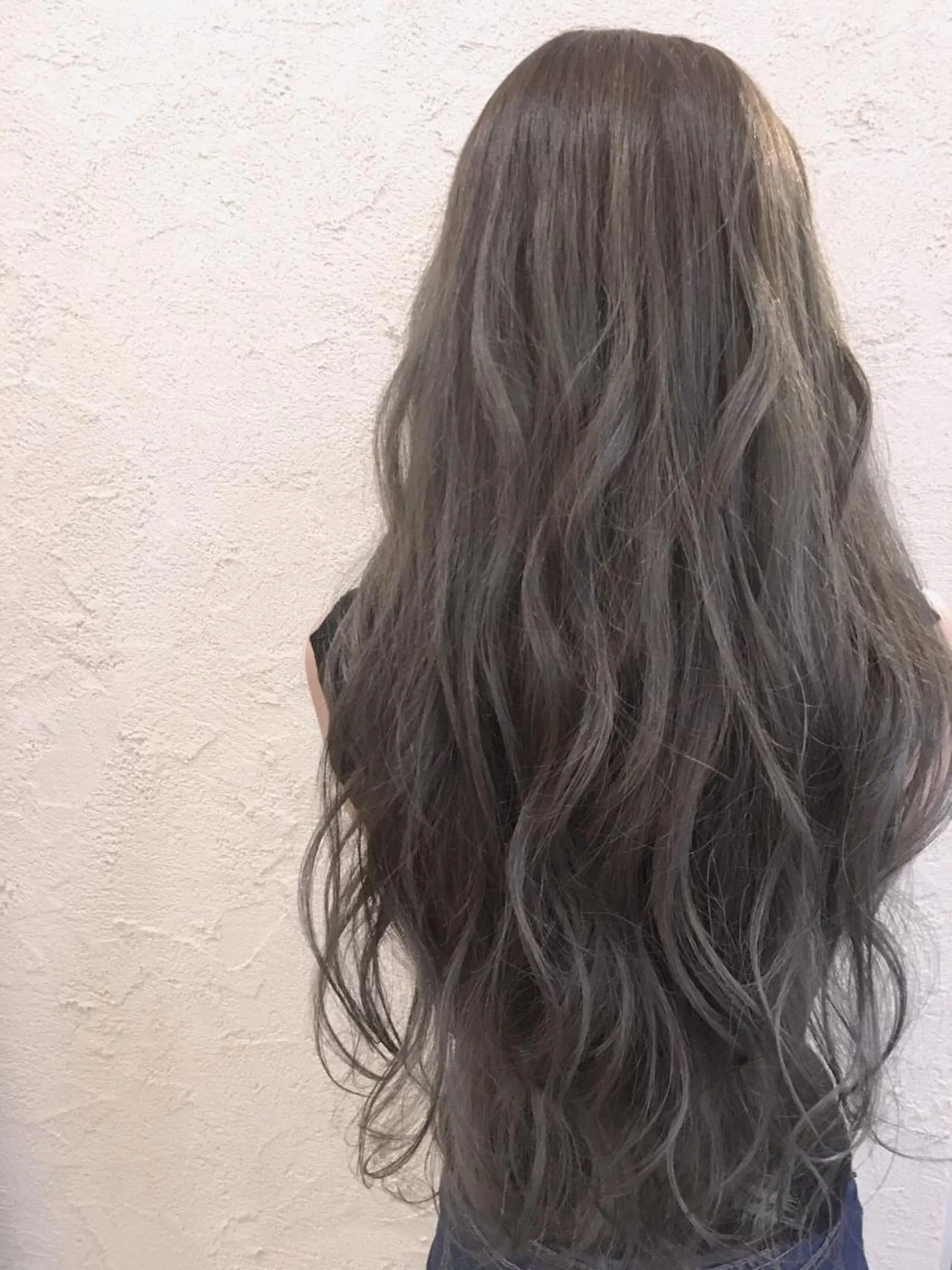 ロング カラー ヘアアレンジ ブルーカラー ブルージュ TAKA 髪質改善のヘアスタイル