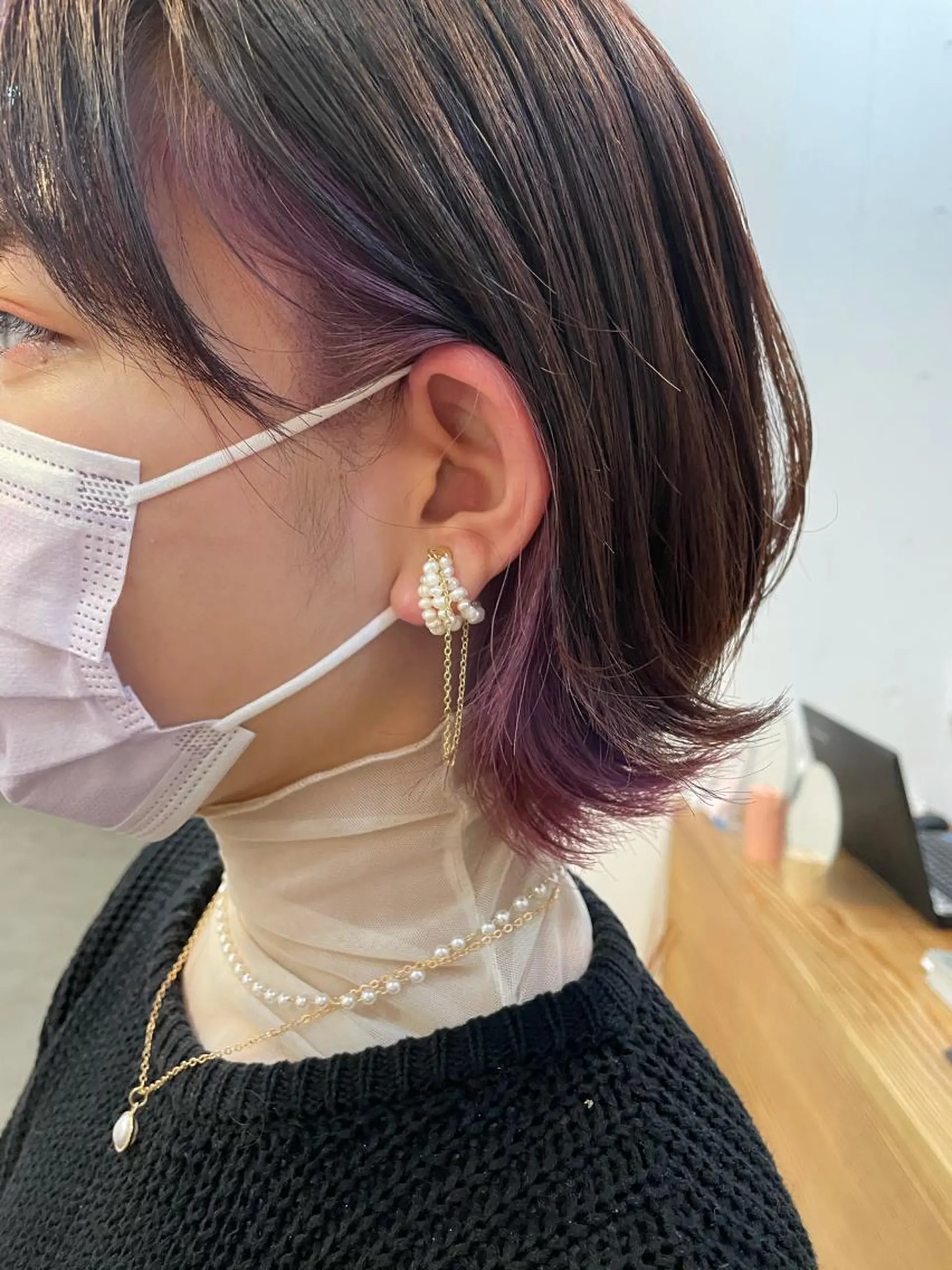 ミディアム カラー インナーカラー ラベンダーカラー ピンクカラー ピンクラベンダー ヘアカラー トリートメント chama レイヤーカットのヘアスタイル