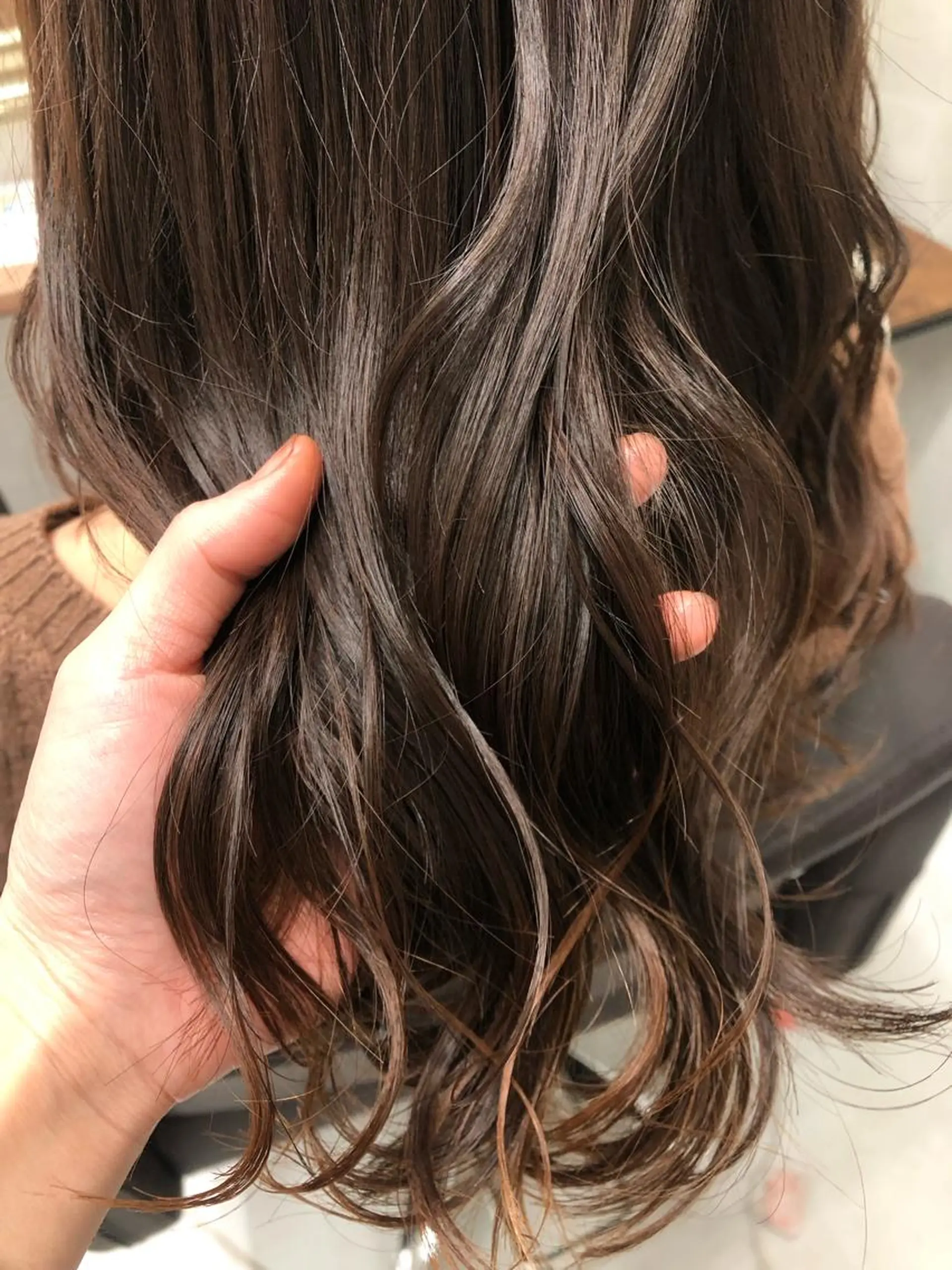 ミディアム ヘアカラー 山本 佳奈のヘアスタイル