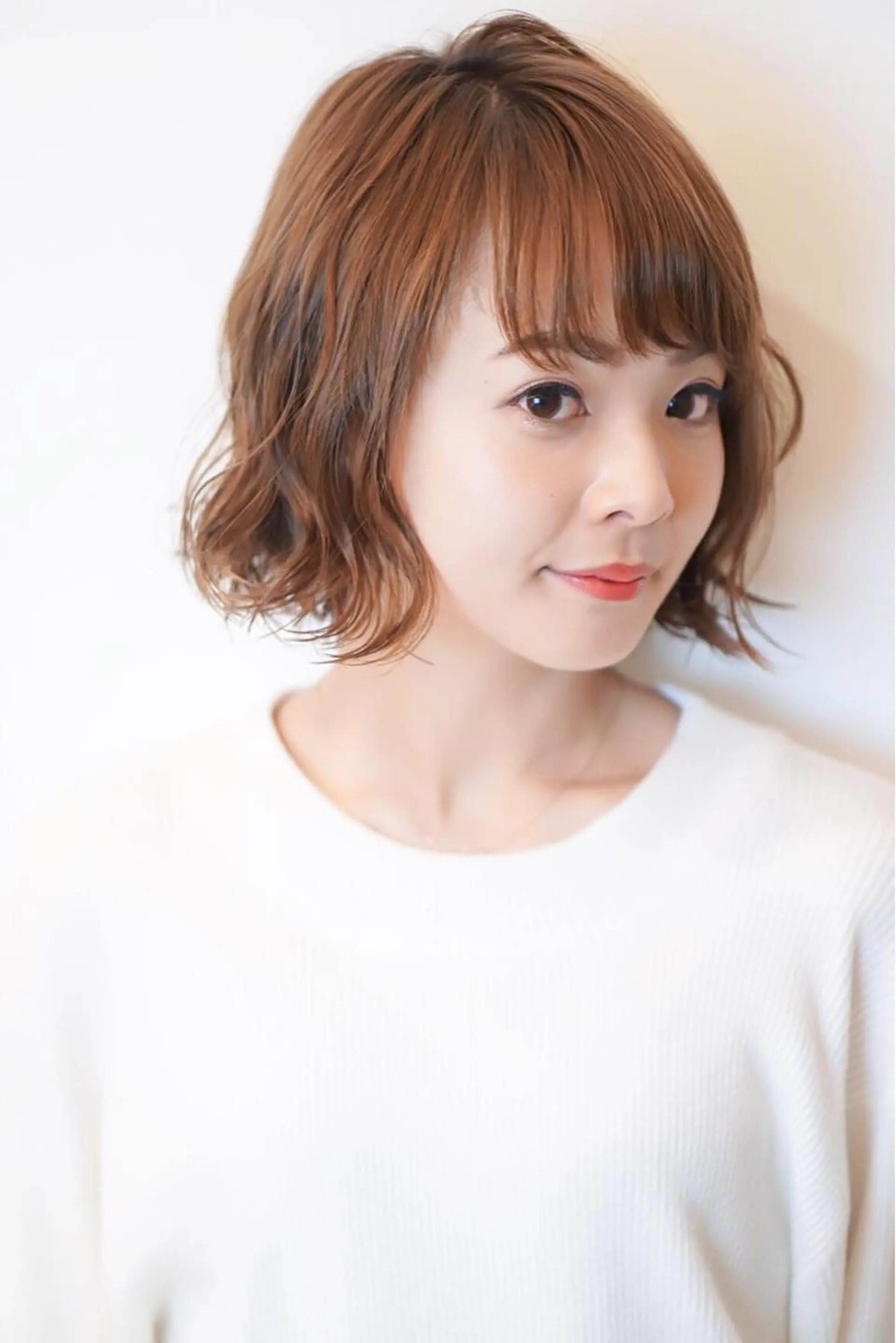 ショート カラー パーマ 外ハネヘア カット パーマ ディレクター ノナカのヘアスタイル