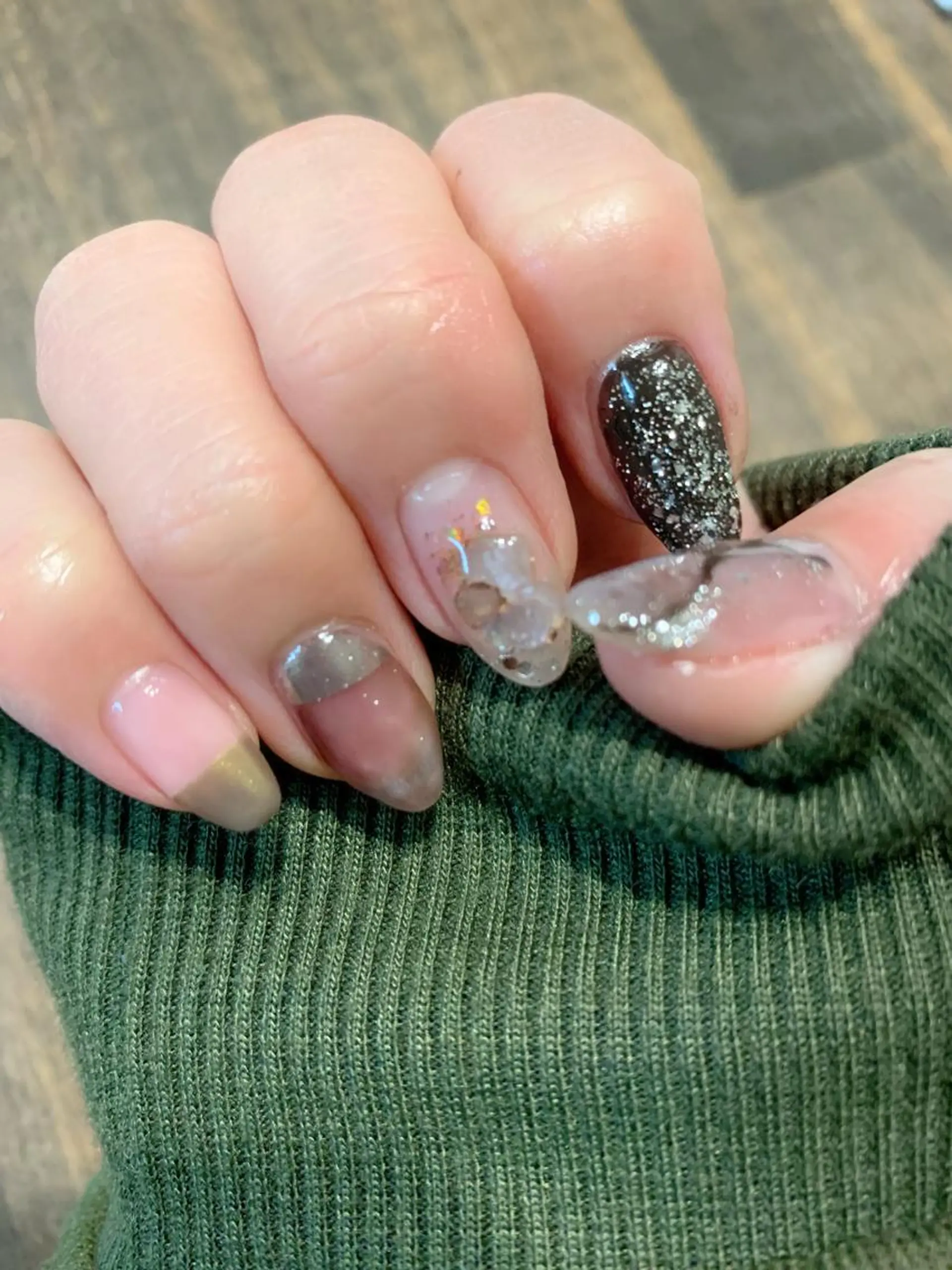 ネイル Nail's Cecile所属・Cecile Rieのネイルデザイン