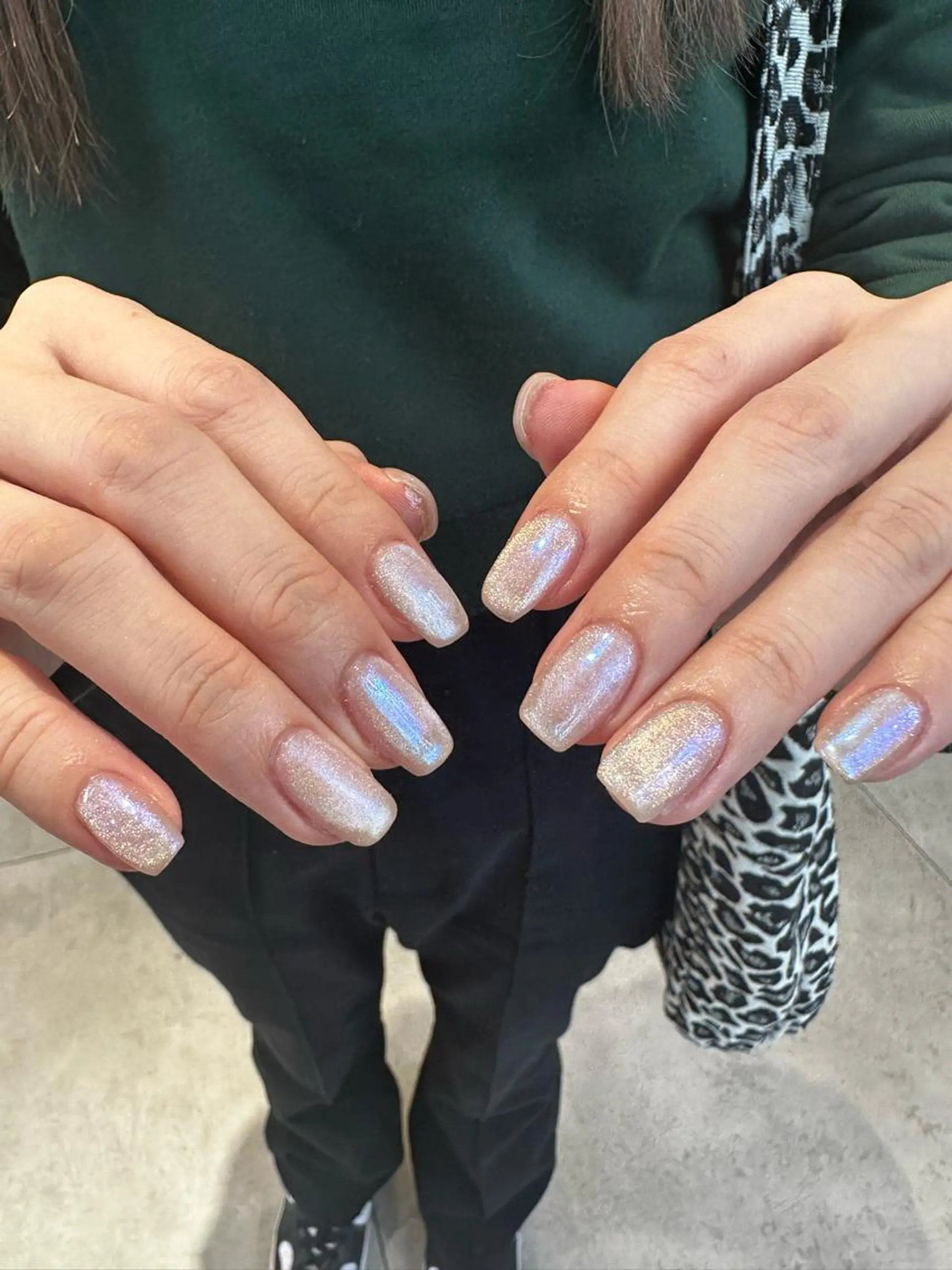 ネイル オーロラネイル マグネットネイル ハンドネイル HARE &nail ☪️remiのヘアスタイル