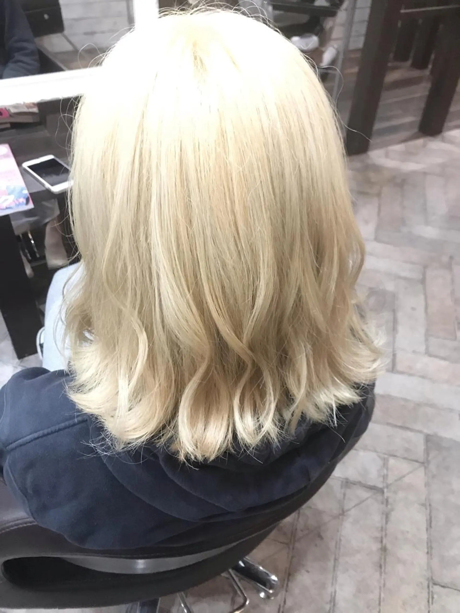ミディアム カラー ヘアアレンジ ブロンド まつげと美容室/ 個室/瀬戸 一菜のヘアスタイル
